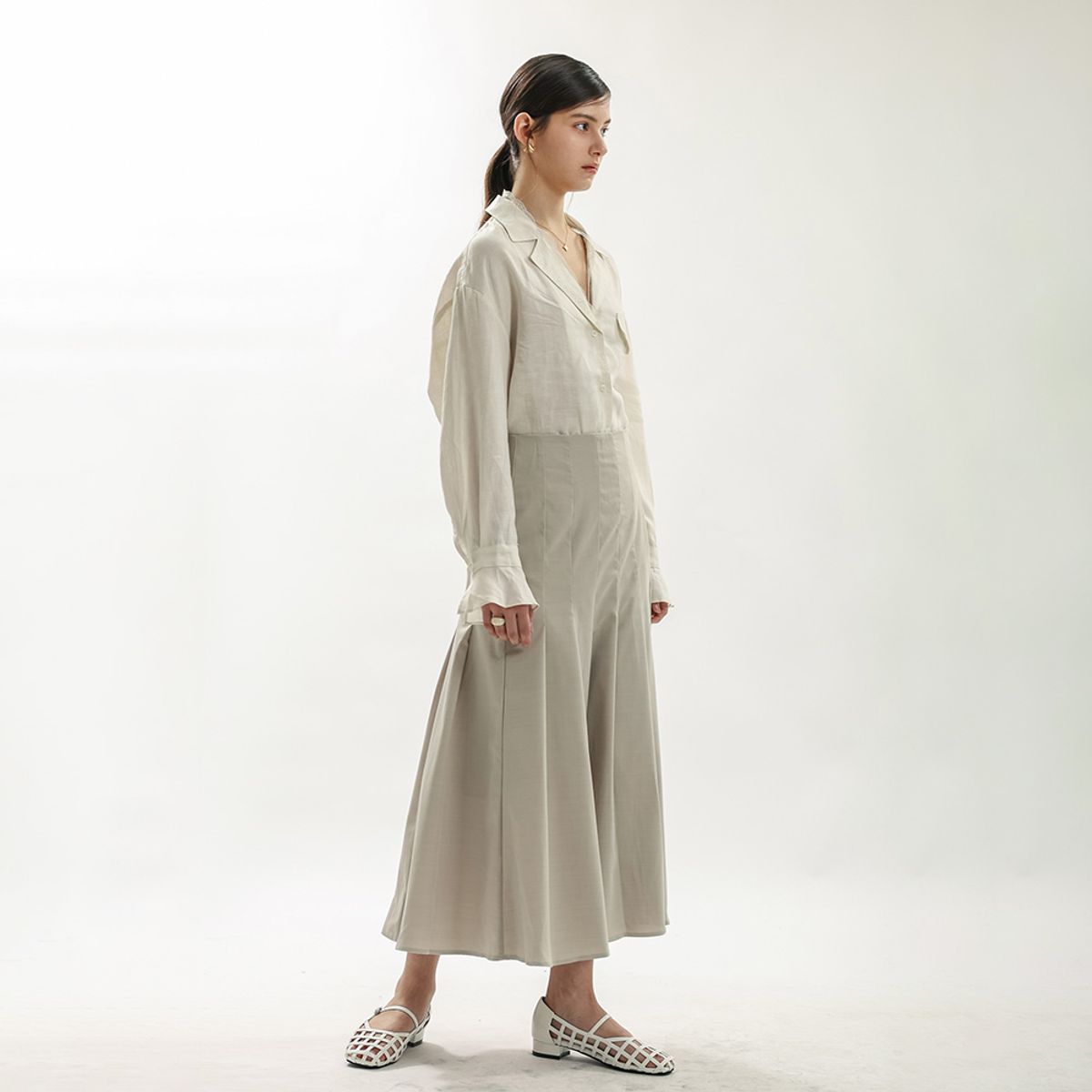 웬스데이딜라잇(WEDNESDAY DELIGHT) WD_Pleated long skirt_BEIGE