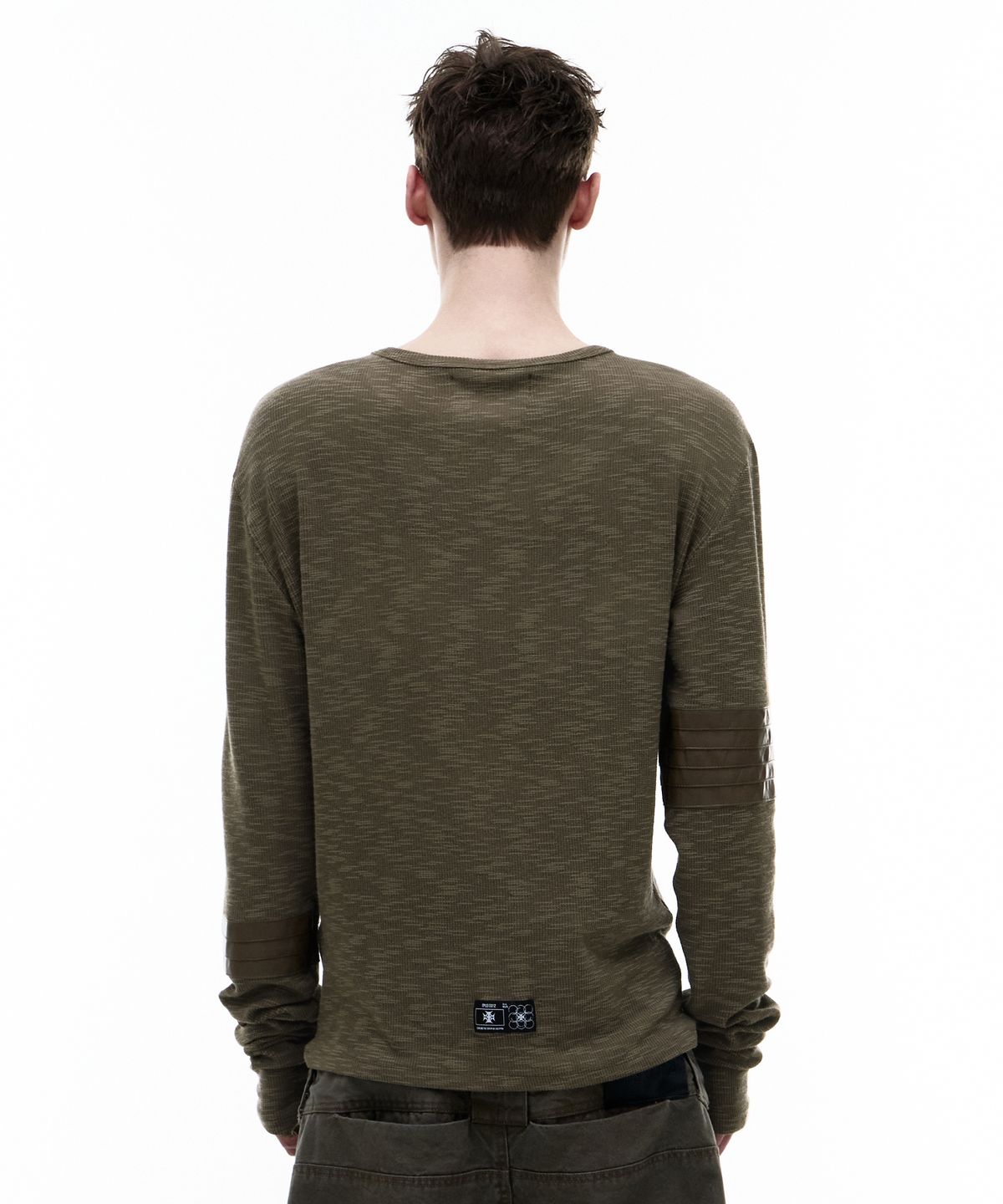 오퍼스 0012(OPUS 0012) Op. 07 REIN PATCH LONG SLEEVE BROWN