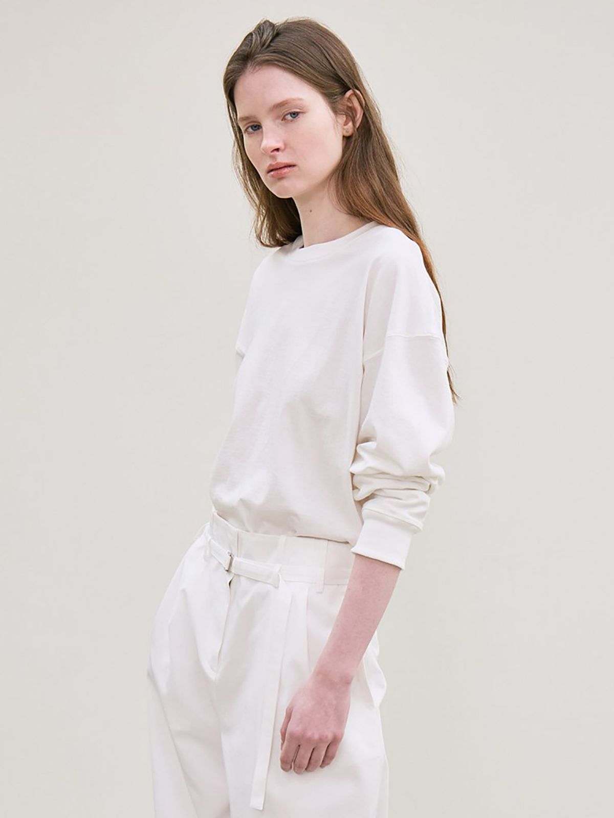르(LE) comfort sweat shirt (white)