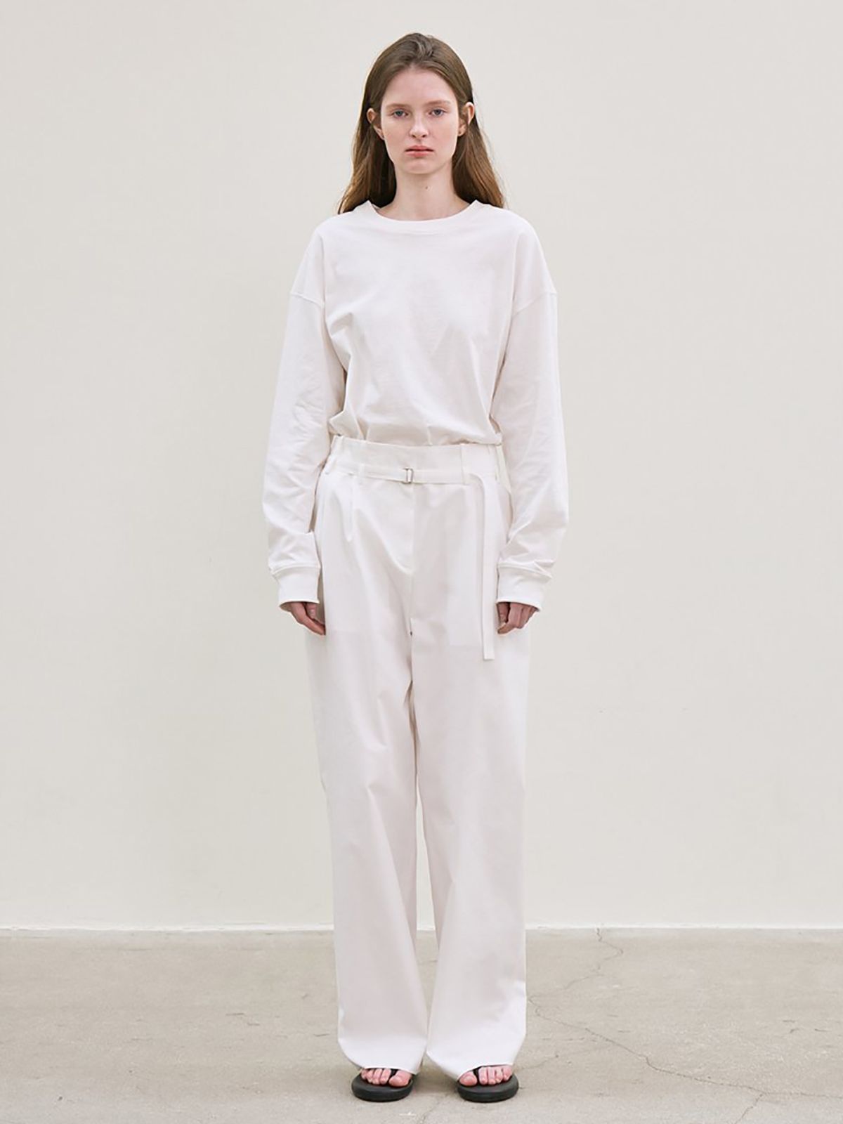 르(LE) comfort sweat shirt (white)