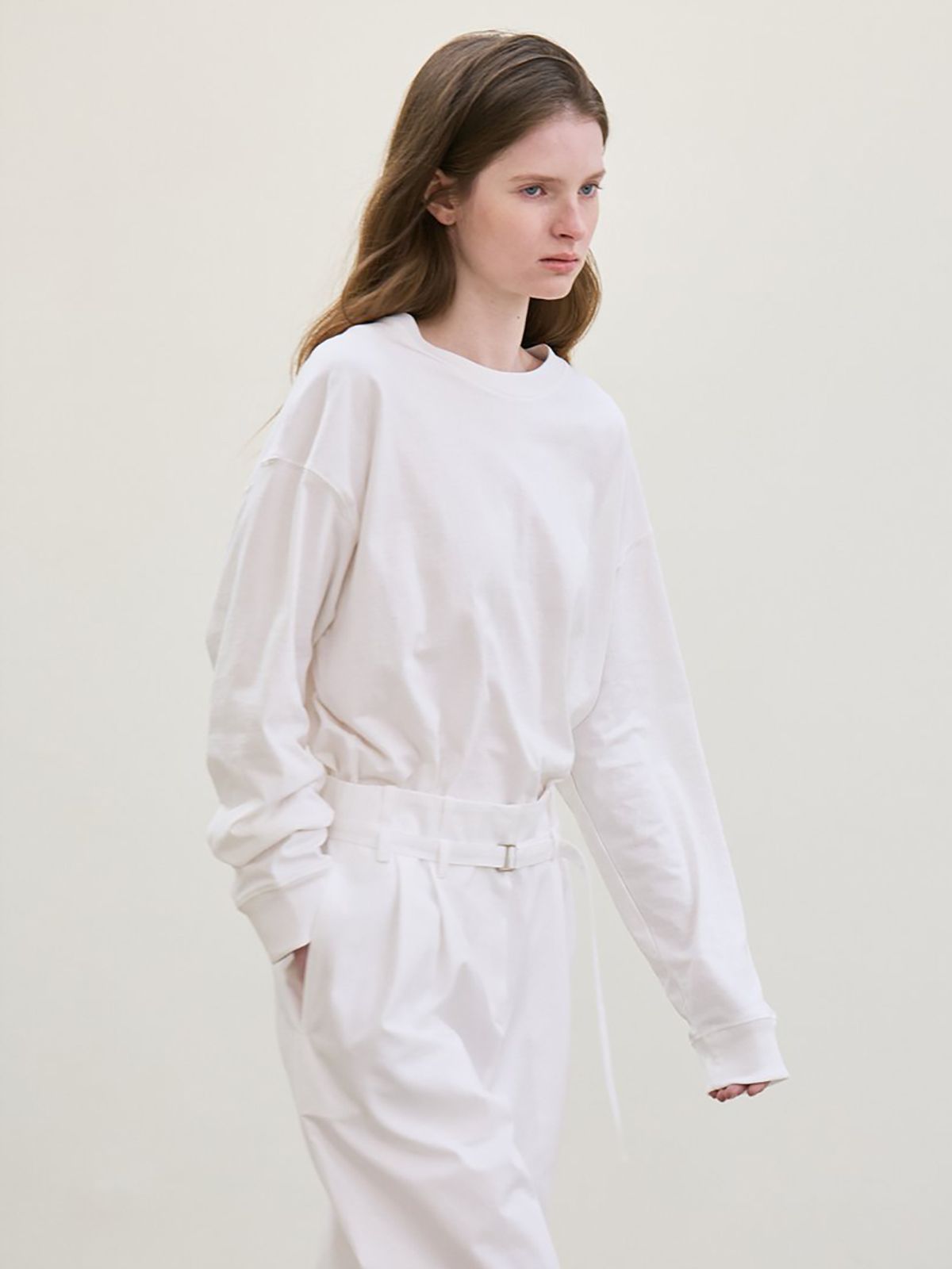 르(LE) comfort sweat shirt (white)
