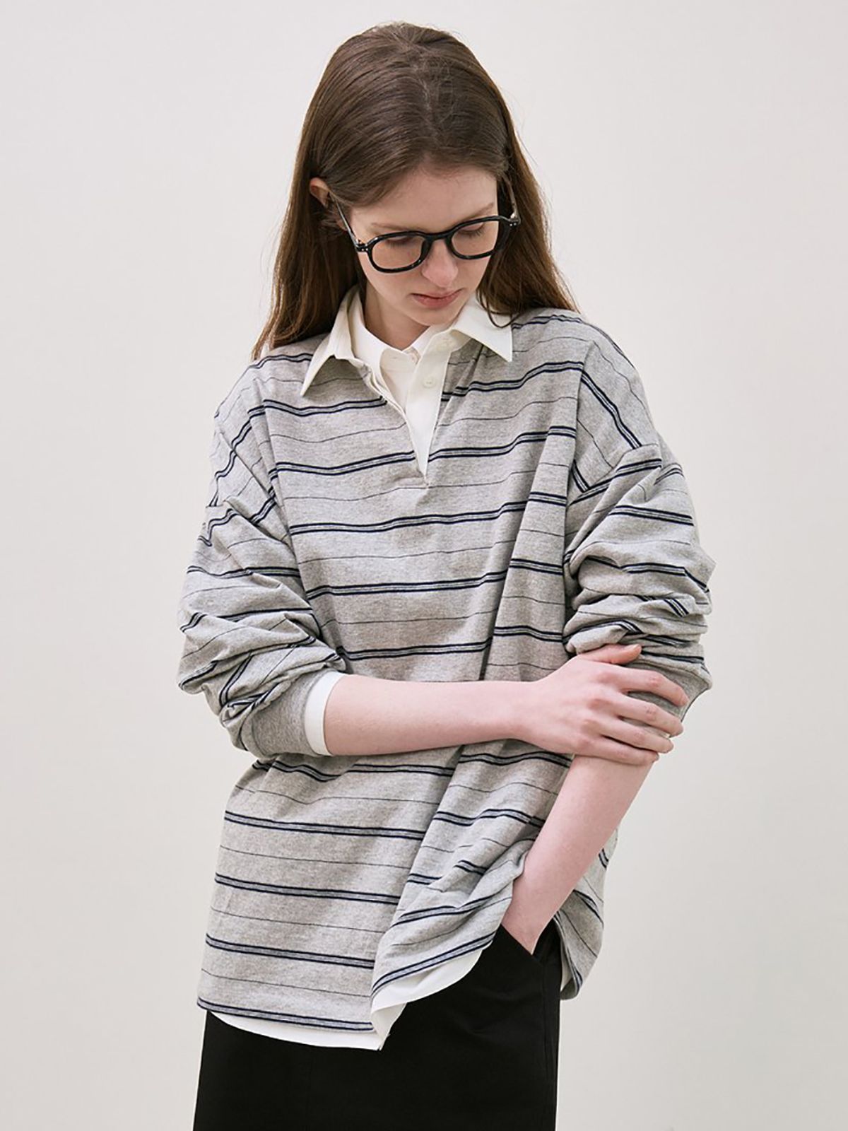 르(LE) stripe collared T-shirt (gray)
