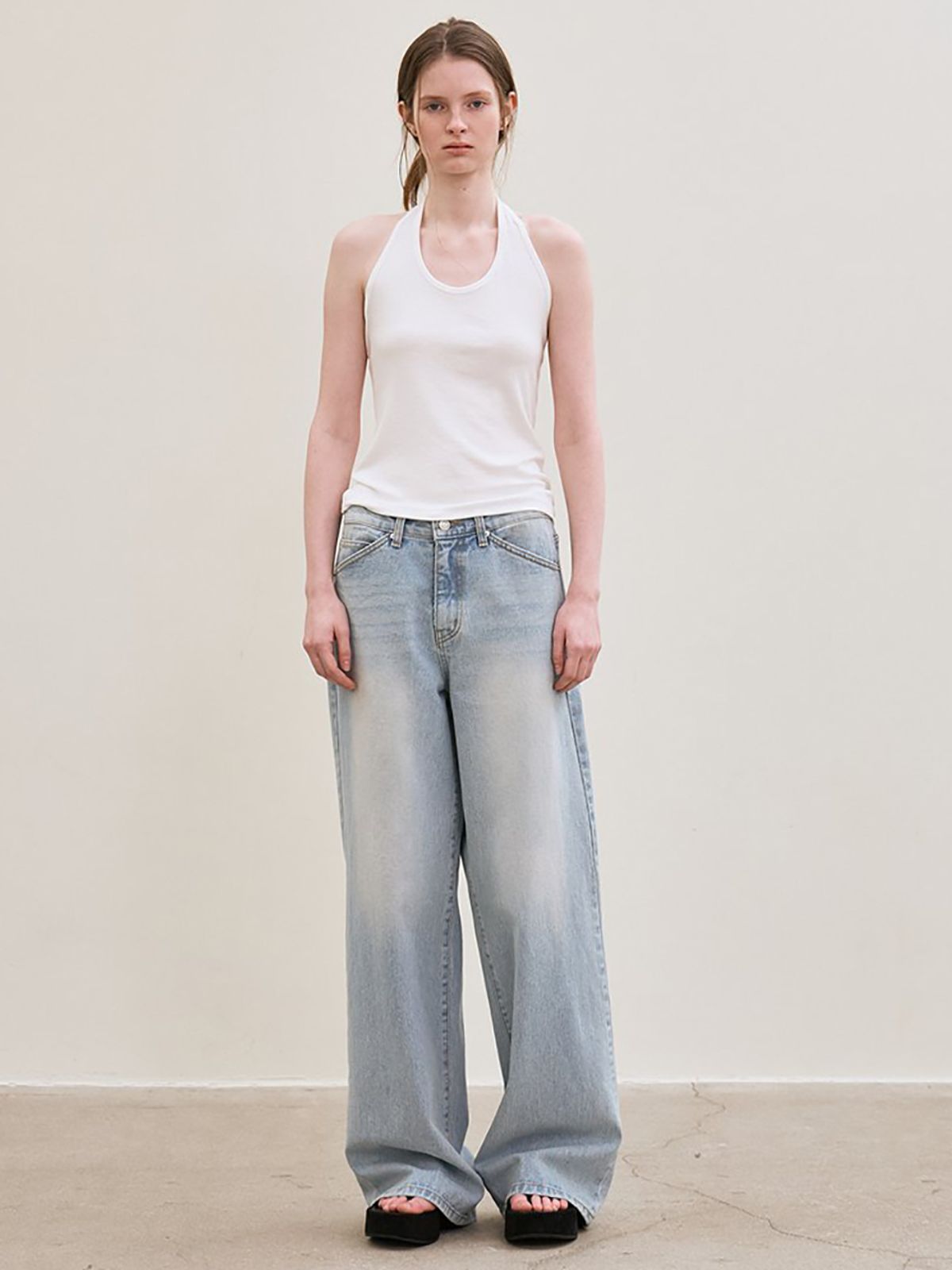 르(LE) wide-fit denim pants (light blue)