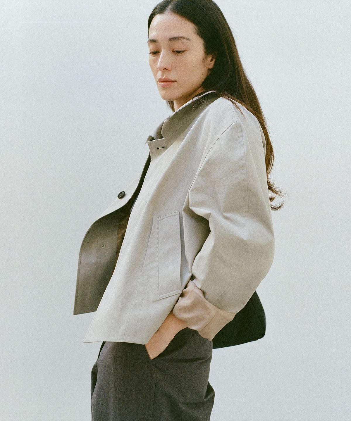 블랭크룸 우먼(BLANKROOM HER) 스와브 자켓_FOG BEIGE