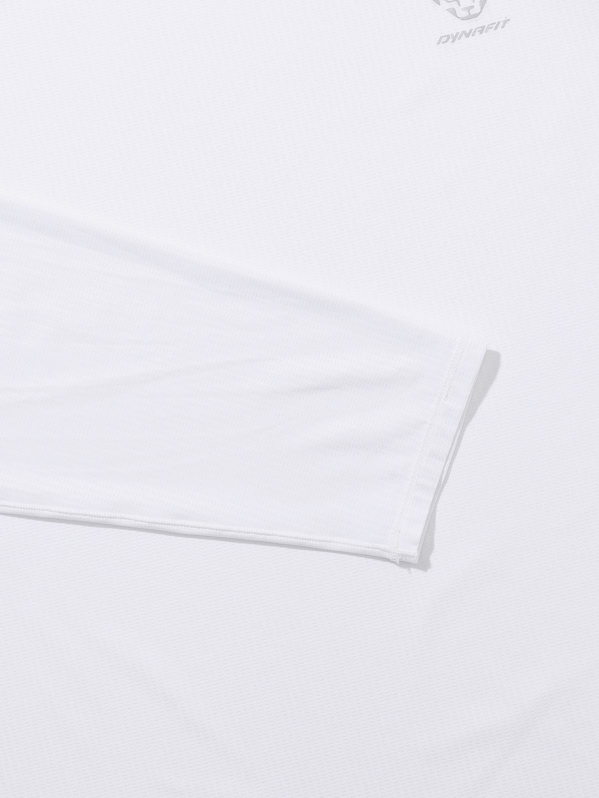 다이나핏(DYNAFIT) COOL SKIN (쿨스킨) 남성 긴팔티_White YMM26202W2