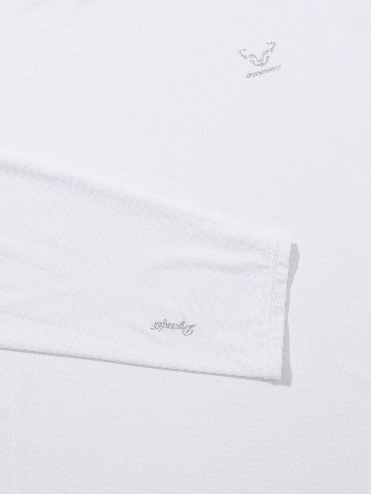 다이나핏(DYNAFIT) COOL SKIN (쿨스킨) 여성 긴팔티_White YWM26202W2