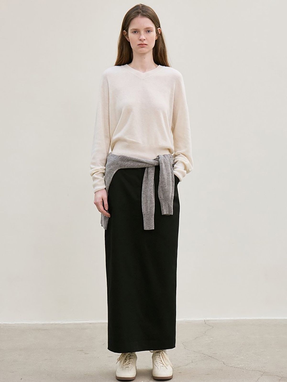 르(LE) cashmere whole garment v-neck knit pullover (ivory)