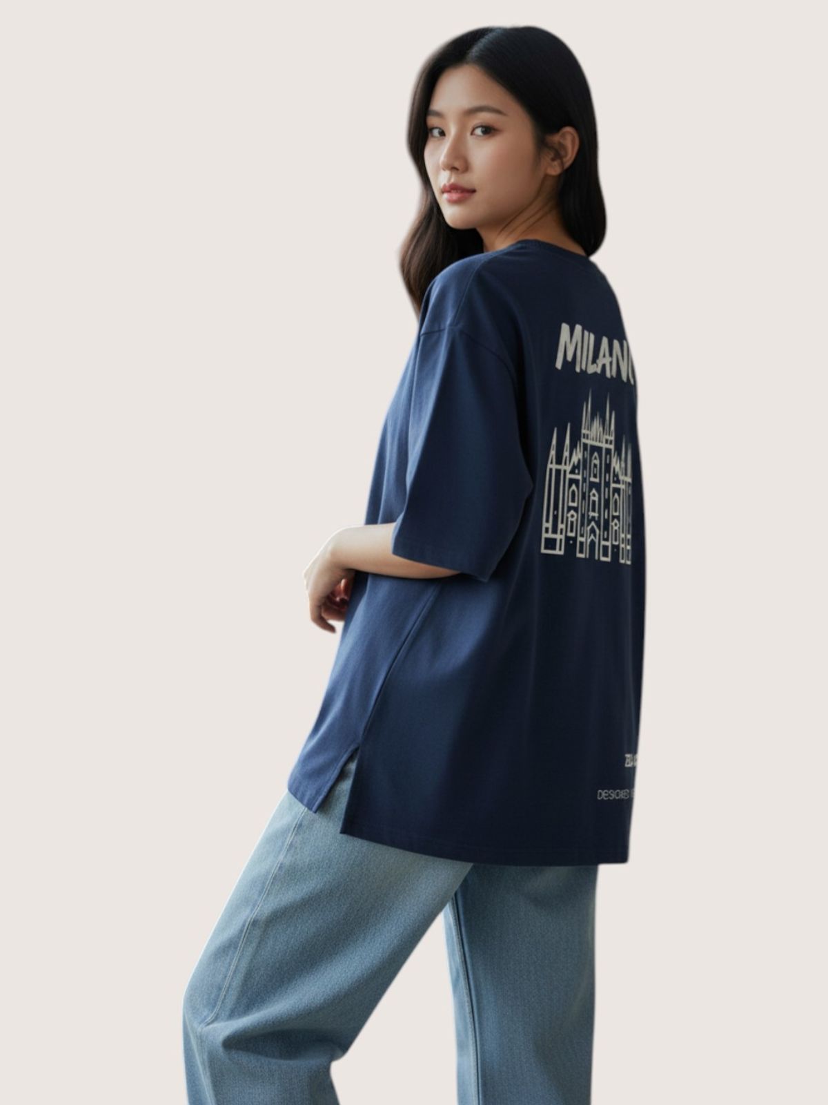 지블랙(ZBLACK) 패션위크 시티 밀라노 7부 티셔츠(NAVY)
