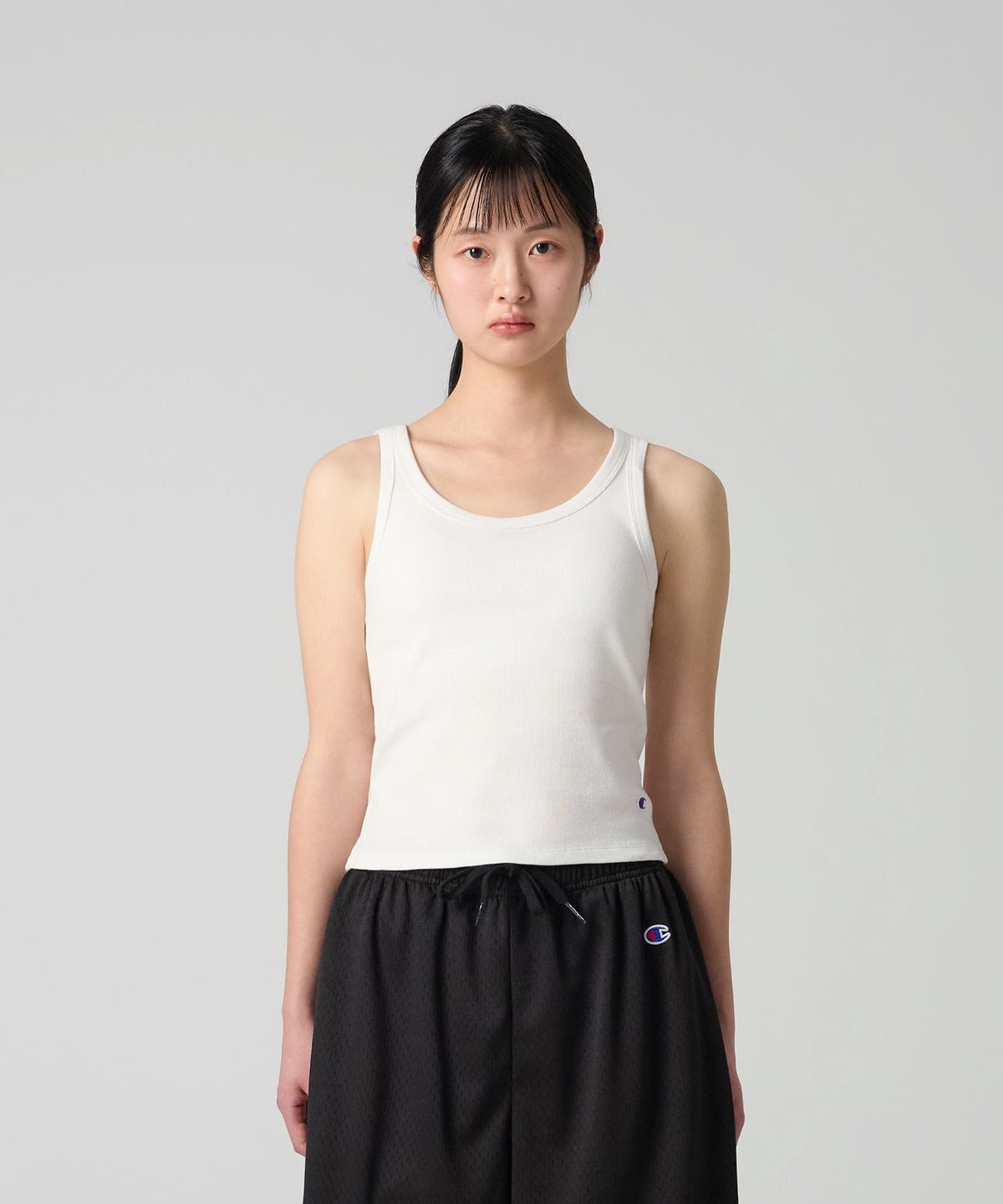 챔피온(CHAMPION) 여성 C로고 베이직 슬리브리스 White