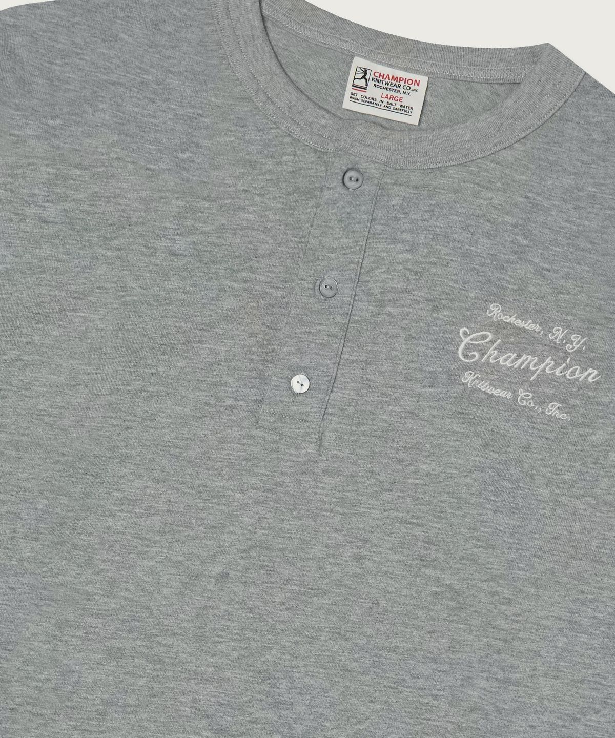 챔피온(CHAMPION) 헤리티지 루즈핏 헨리넥 롱슬리브 티셔츠 Grey