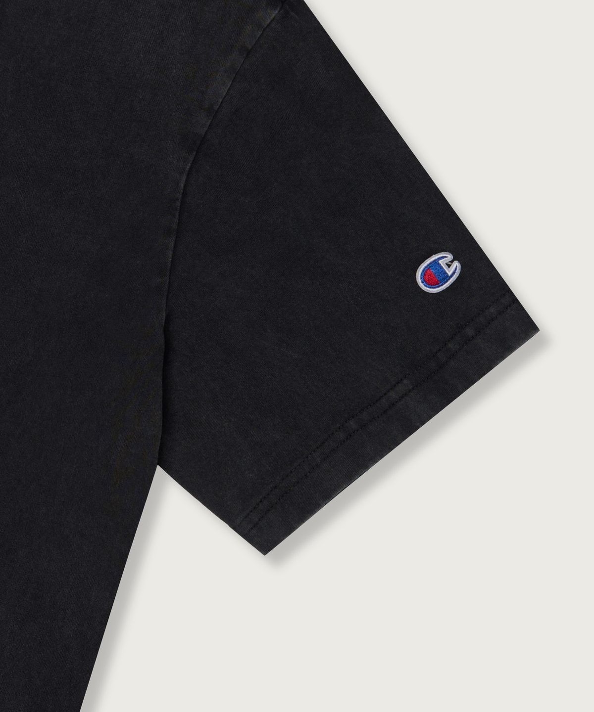 챔피온(CHAMPION) 루즈핏 컬리지 티셔츠 Black