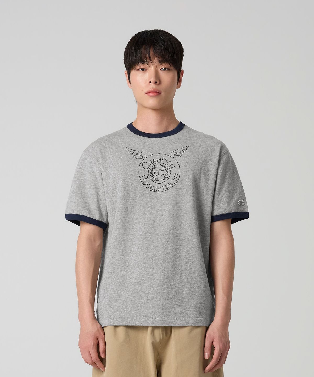 챔피온(CHAMPION) 헤리티지 로체스터 링거 티셔츠 Grey