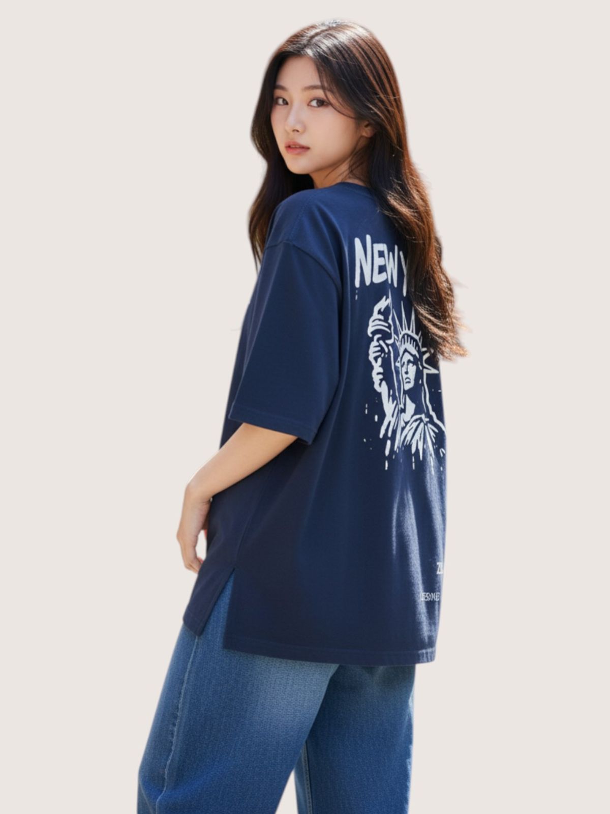지블랙(ZBLACK) 패션위크 시티 뉴욕 7부 티셔츠(NAVY)