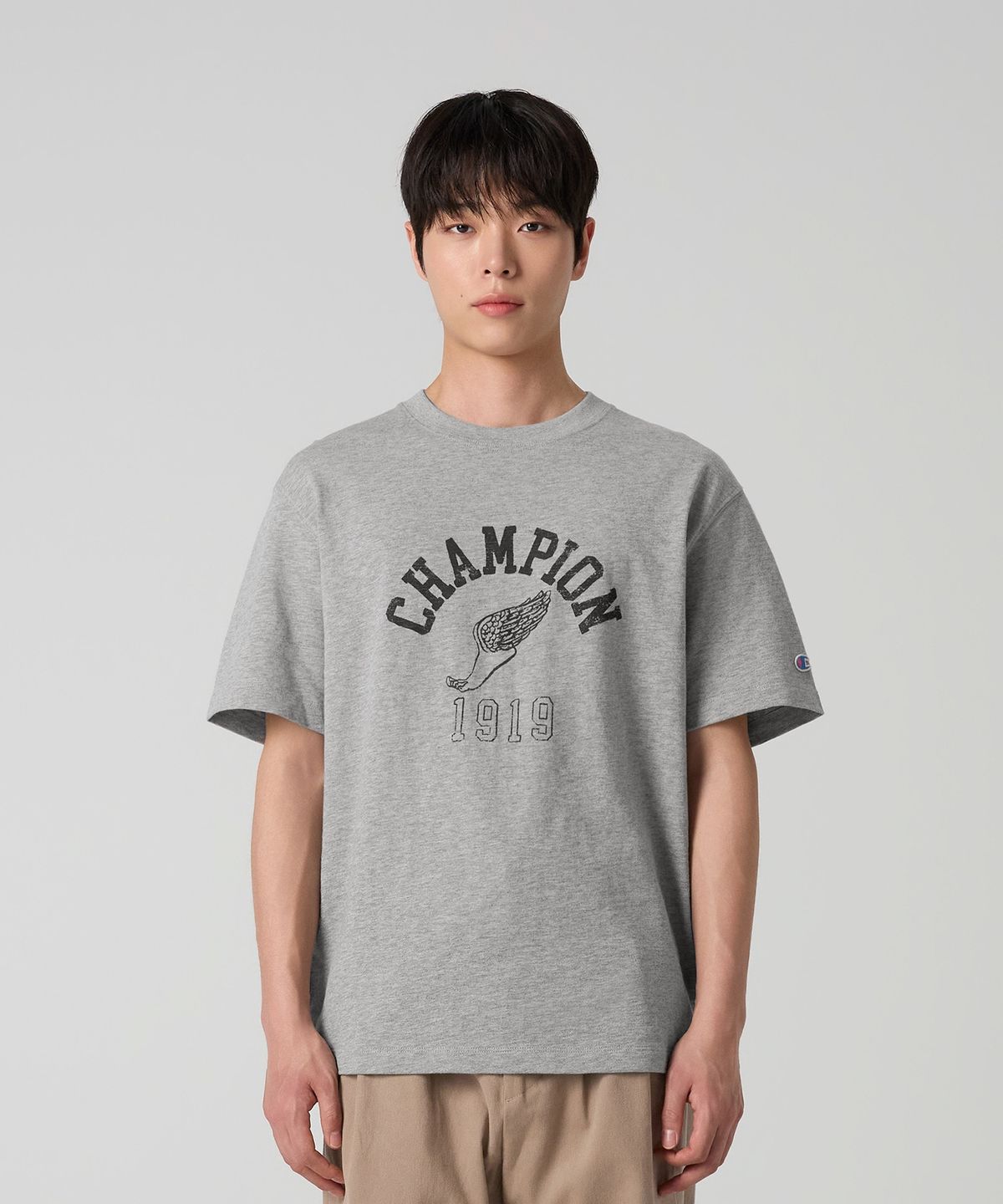 챔피온(CHAMPION) 헤리티지 윙풋 티셔츠 Grey