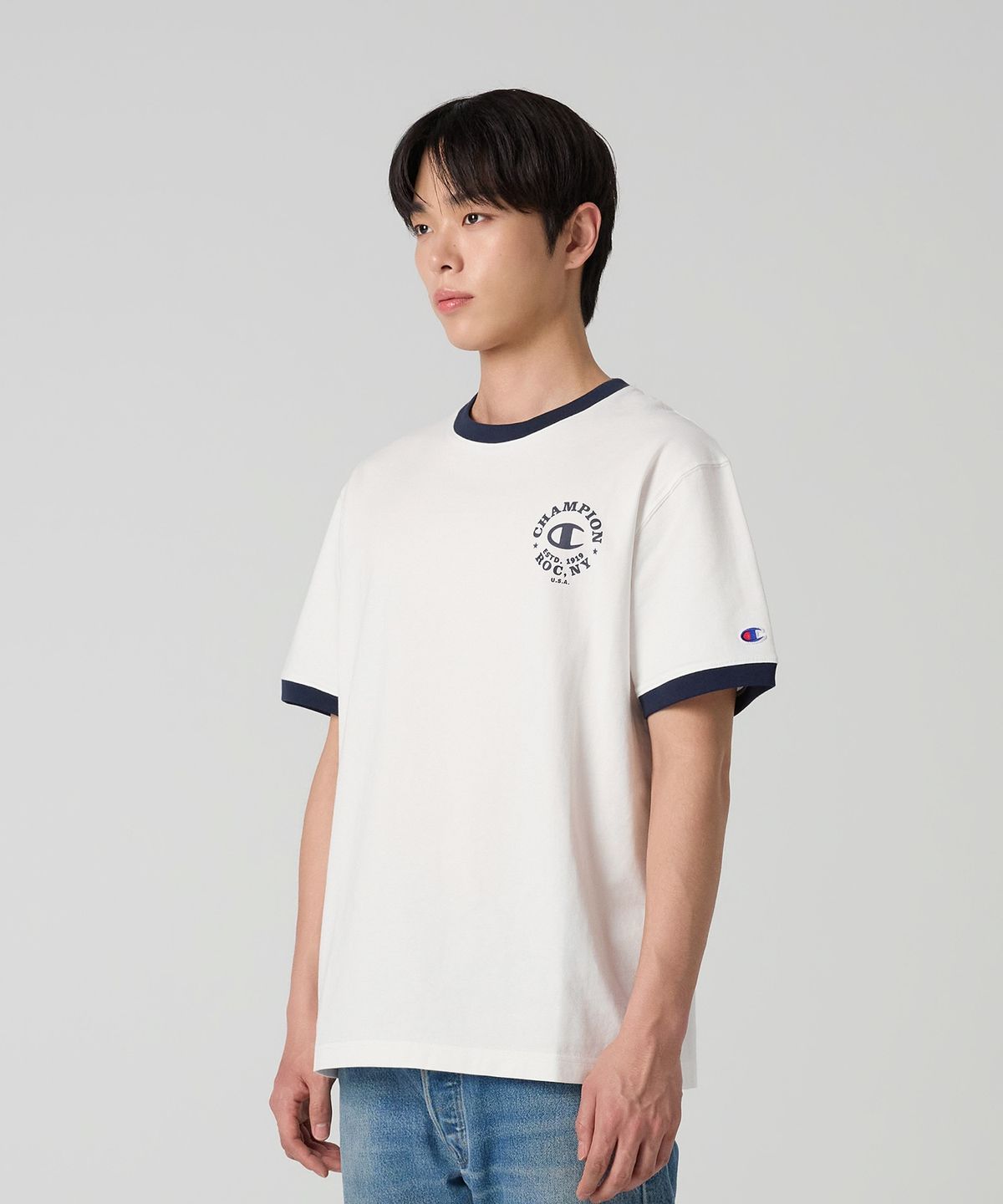 챔피온(CHAMPION) 그래픽 프린트 링거 티셔츠 White
