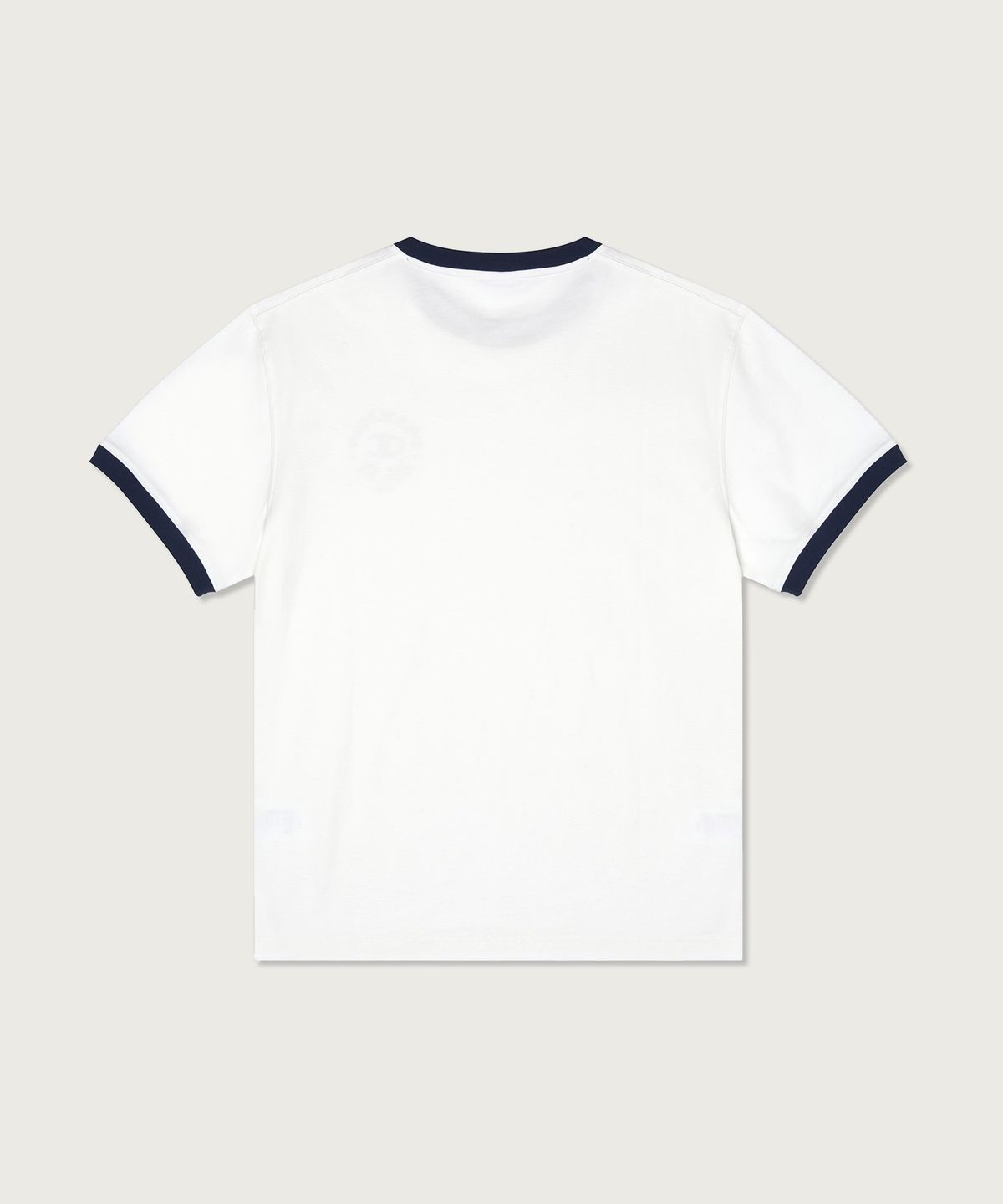 챔피온(CHAMPION) 그래픽 프린트 링거 티셔츠 White
