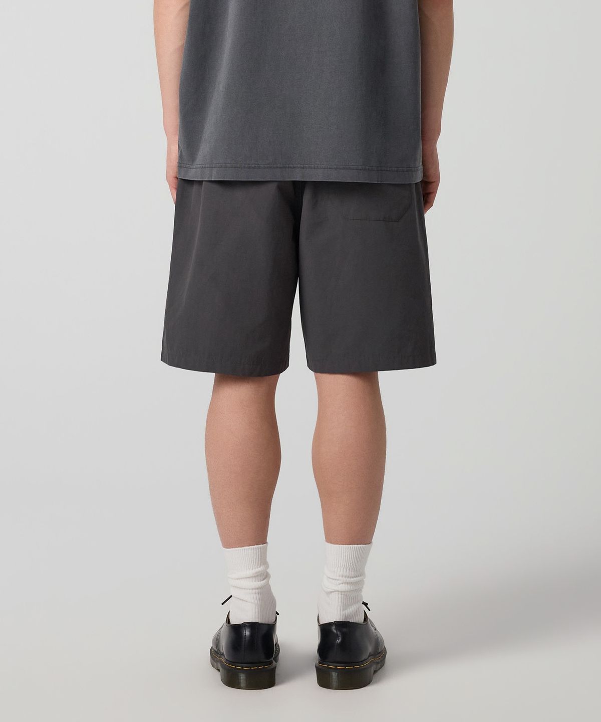 챔피온(CHAMPION) C로고 우븐 쇼츠 Charcoal
