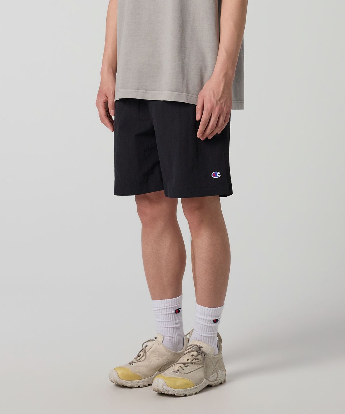 챔피온(CHAMPION) C로고 우븐 쇼츠 Black