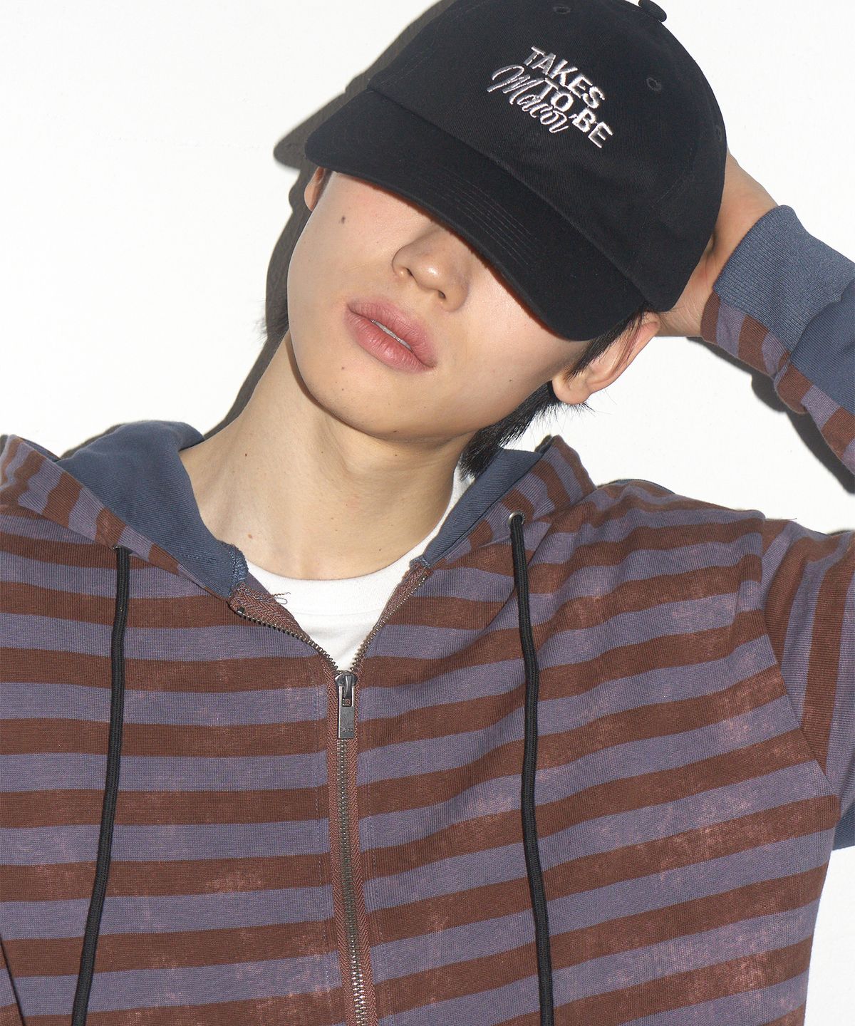 마코이(MACOI) 헤리티지 에센셜 레터링 소프트 로고 자수 볼캡_3COLOR