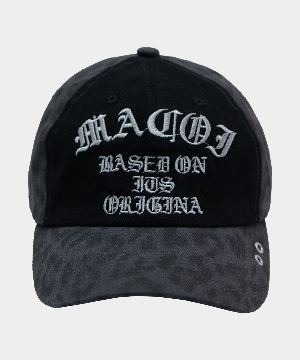 마코이(MACOI) 레오파드 블록 레이어드 워드 투톤 배색 코튼 볼캡 [블랙]