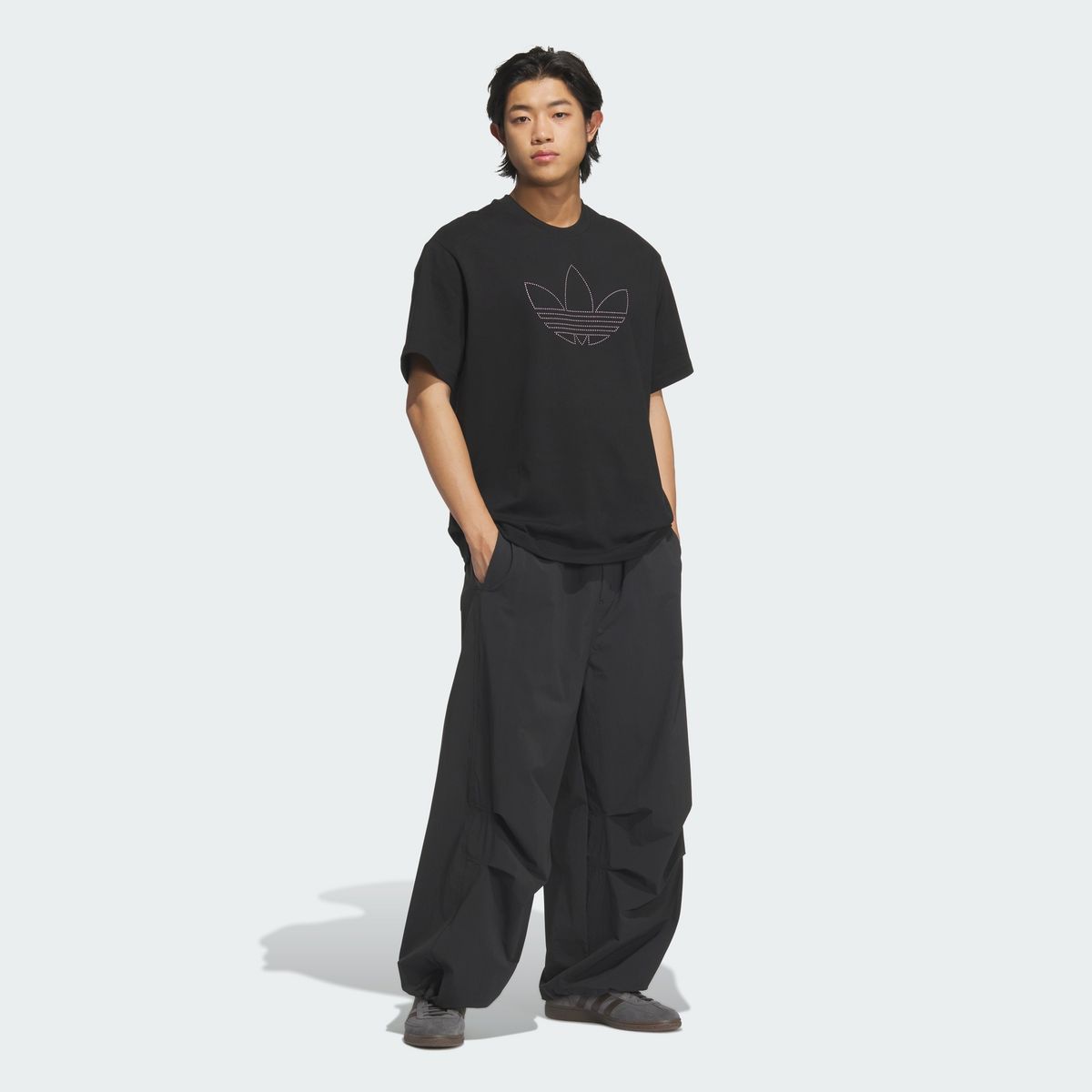 아디다스(ADIDAS) 파라슈트 팬츠 KD4295