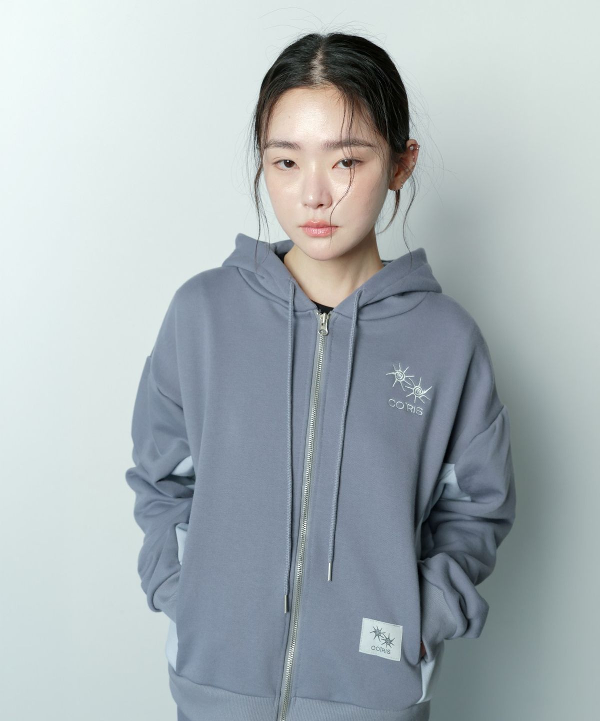 코이리스(COIRIS) 비플 셋업 사이드 절개 배색 후드 집업 남녀공용