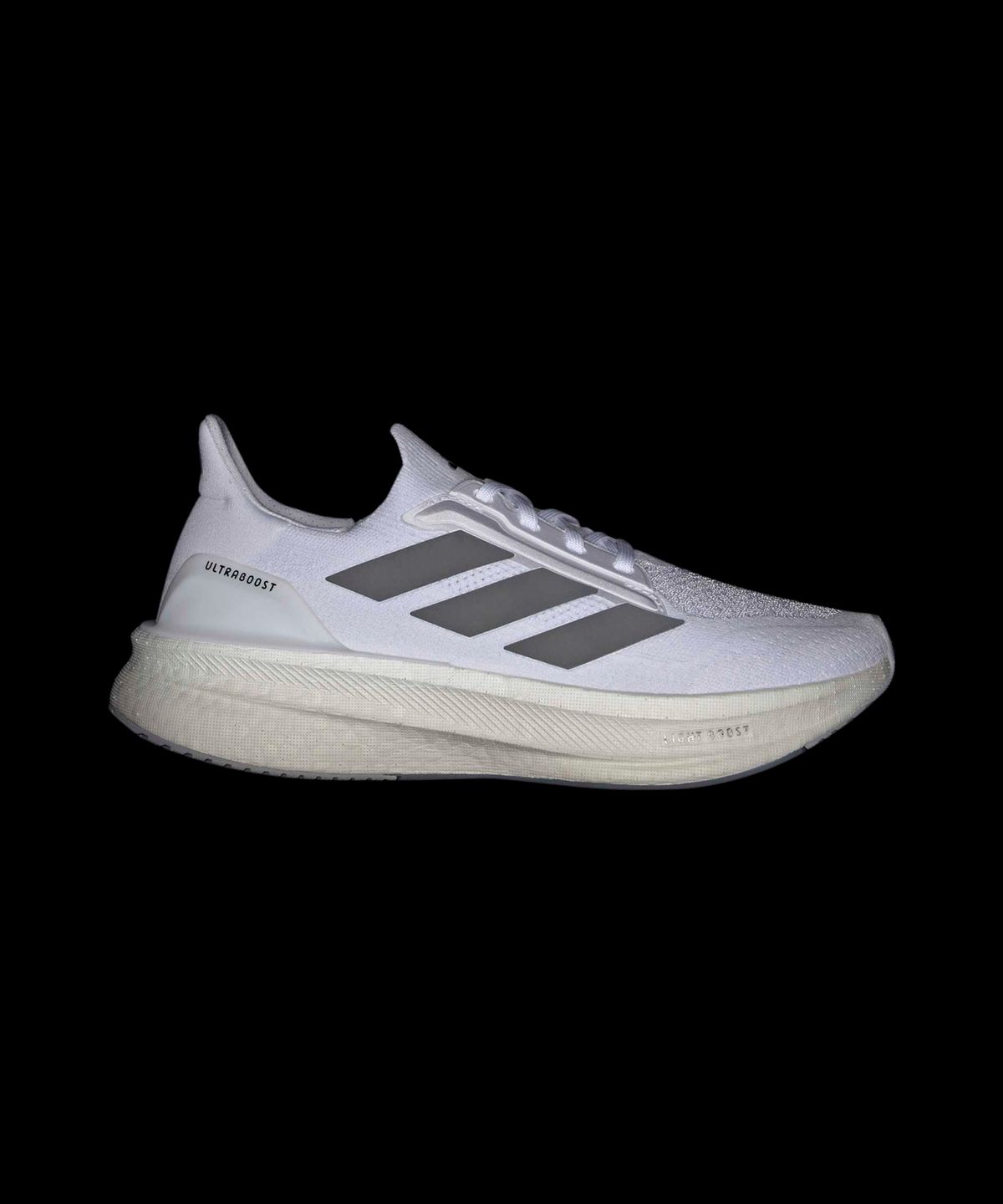 아디다스(ADIDAS) 울트라부스트 5X - 화이트:블랙:할로실버 / IH3111