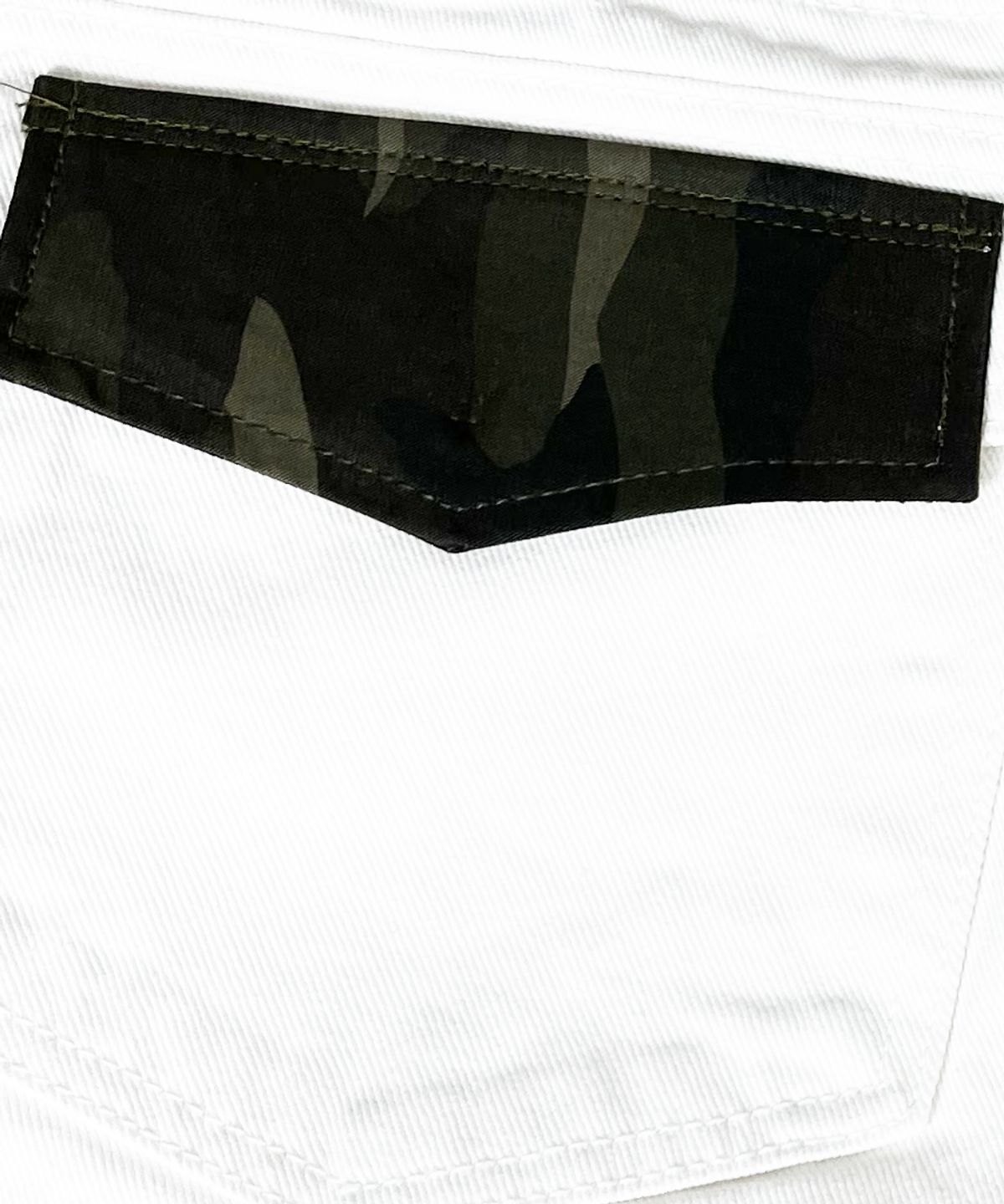 스케이터락(SK8ER ROCK) Camo Flap Ivory Curved Jeans