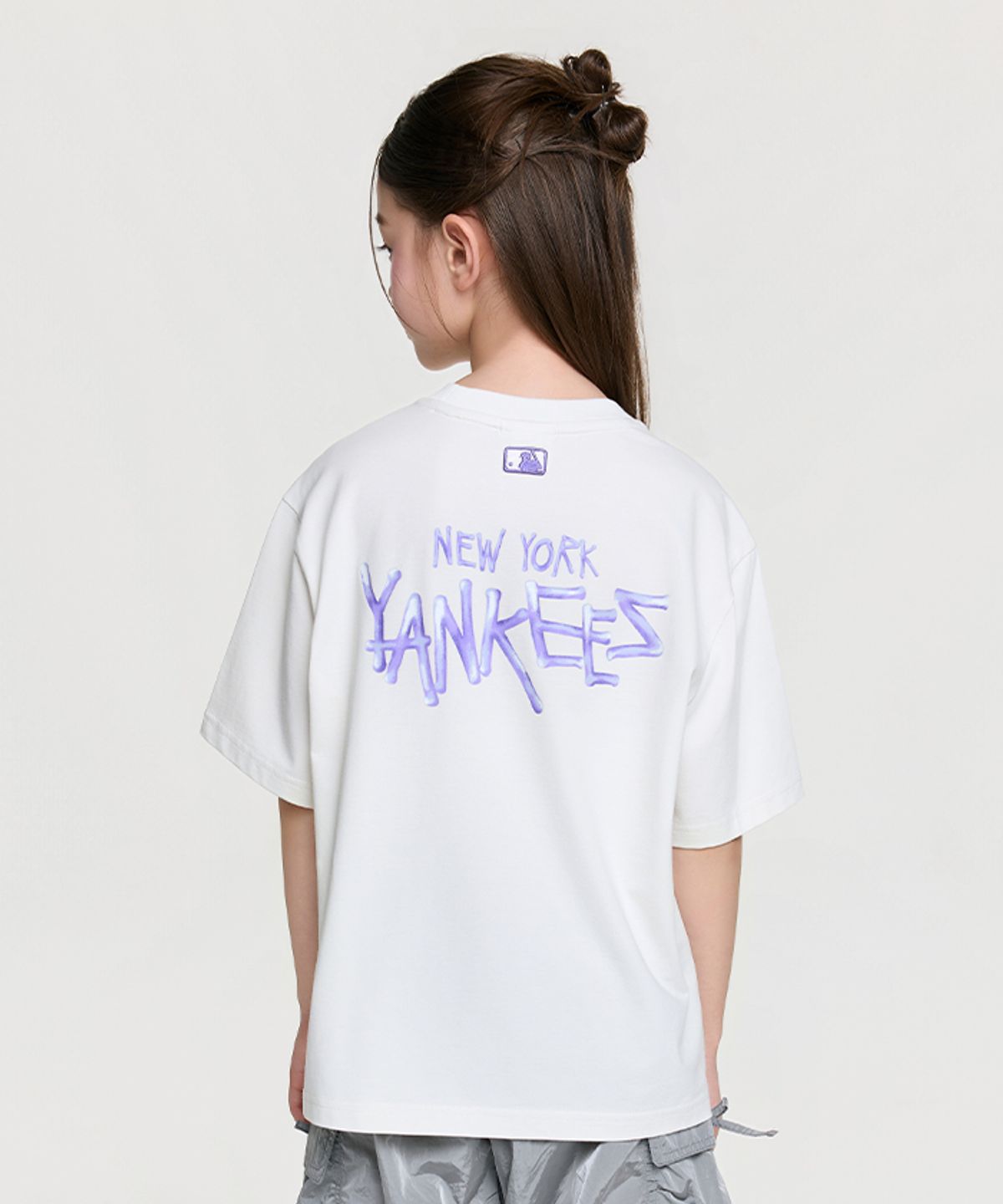 엠엘비 키즈(MLB KIDS) 스트릿 베이직 레터링 아트웍 티셔츠 NY (Mg.Cream)