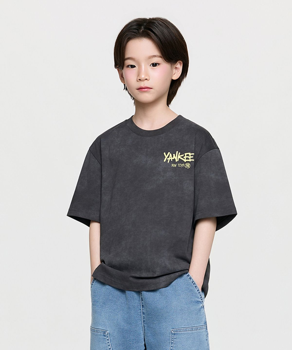 엠엘비 키즈(MLB KIDS) 스트릿 바크&바니 타이다이 DTP 티셔츠 NY (Charcoal)