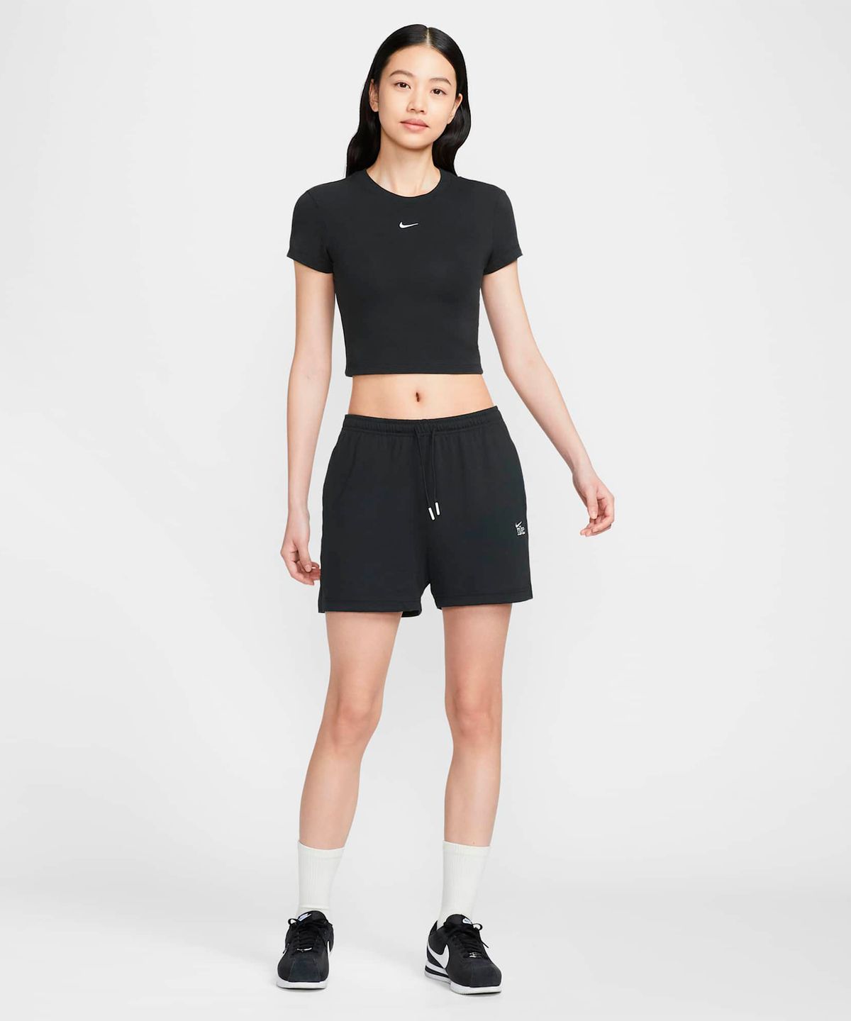 나이키(NIKE) 스포츠웨어 칠 니트 크롭 티셔츠 W - 블랙:화이트 / HF9539-013