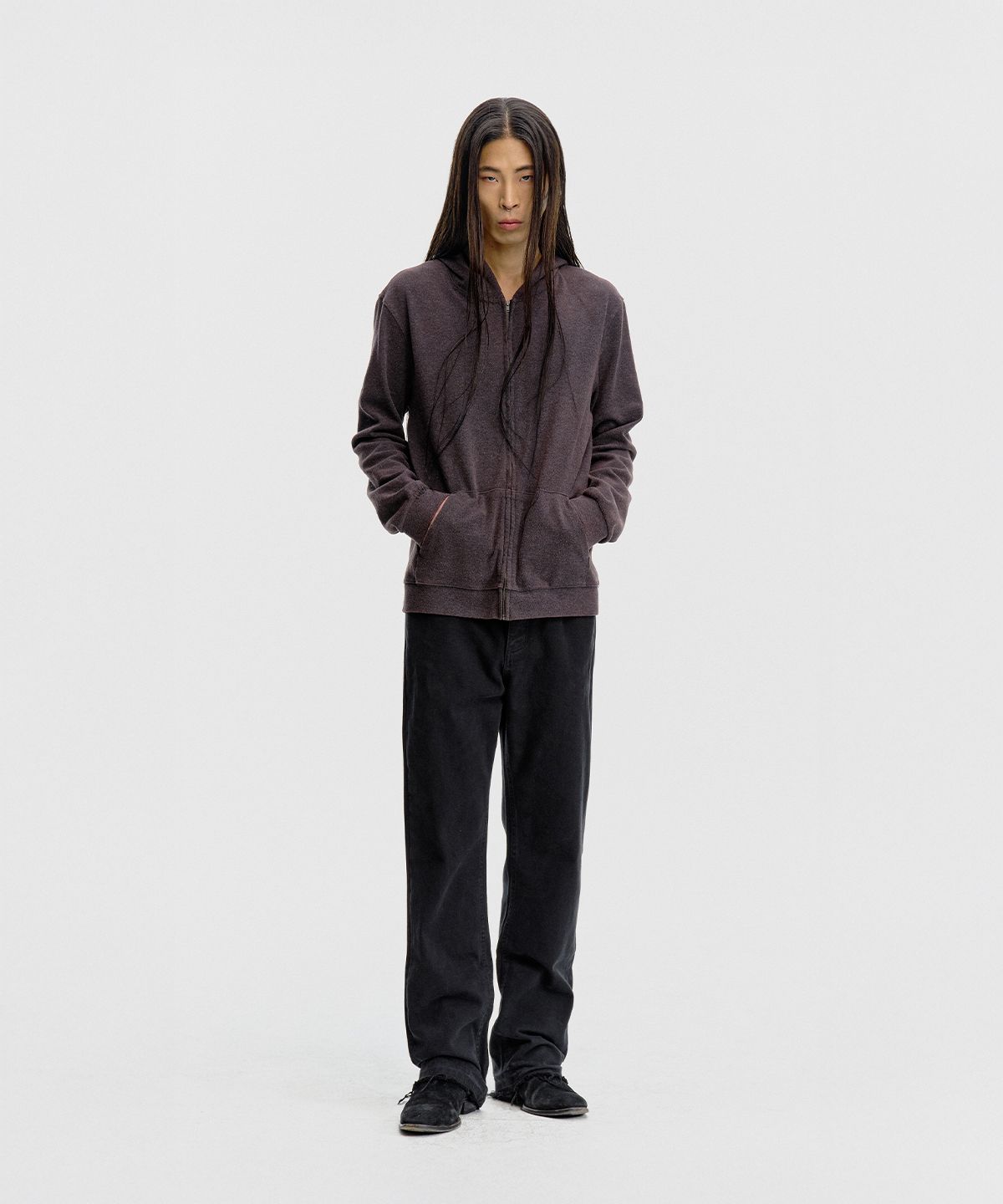 서피스에디션(SURFACE EDITION) HAND-STITCHED SLIM HOODED ZIP-UP OXIDE CHARCOAL