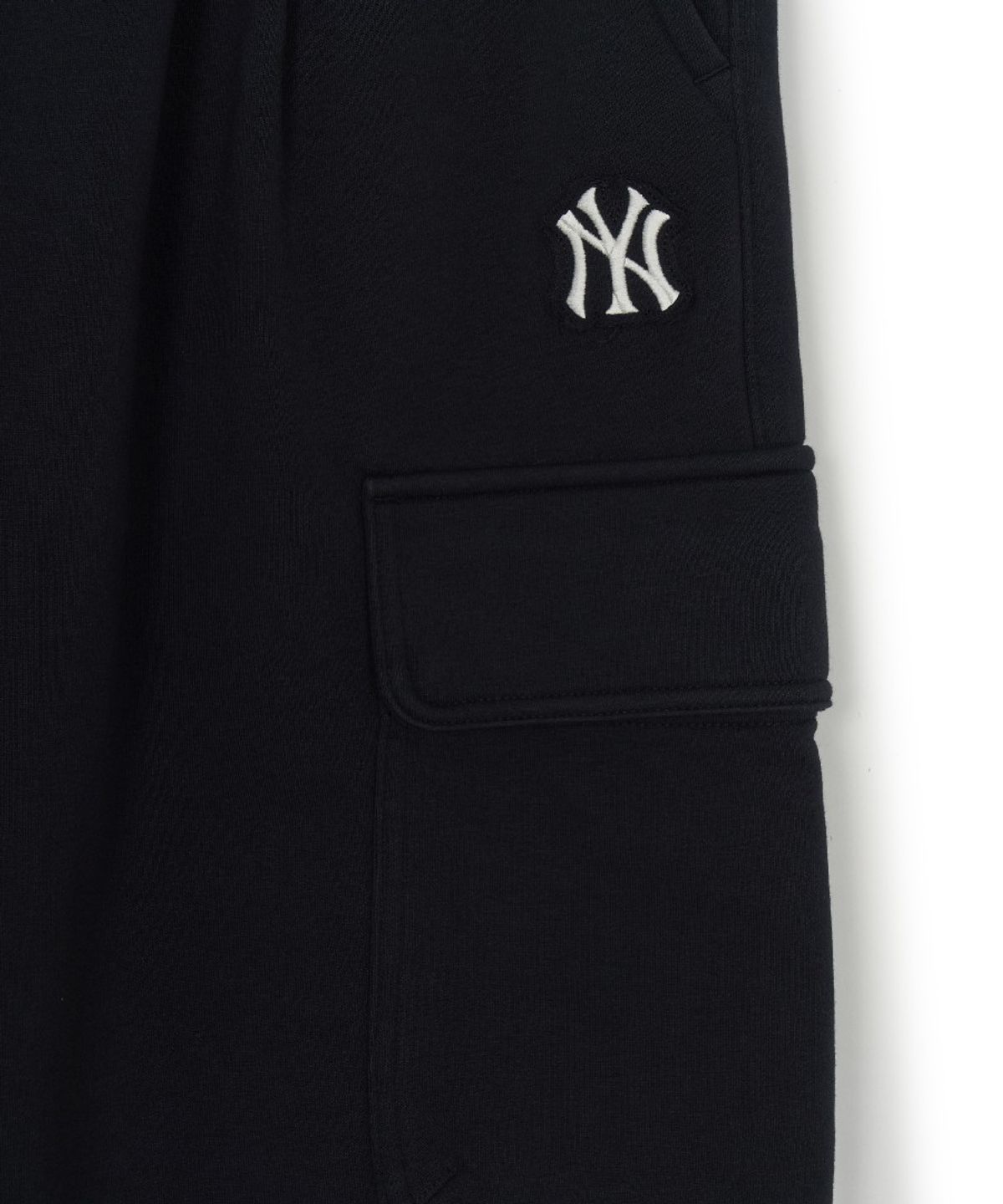 엠엘비(MLB) 베이직 스몰로고 카고 버뮤다 팬츠 NY (Black)