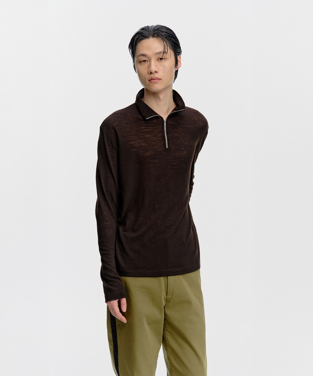 서피스에디션(SURFACE EDITION) LIGHTWEIGHT WOOL HALF ZIP-UP BROWN