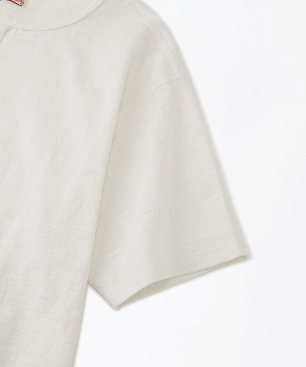 아웃스탠딩(OUTSTANDING) VINTAGE HENLEY NECK HALF SLEEVE TEE_OFF WHITE