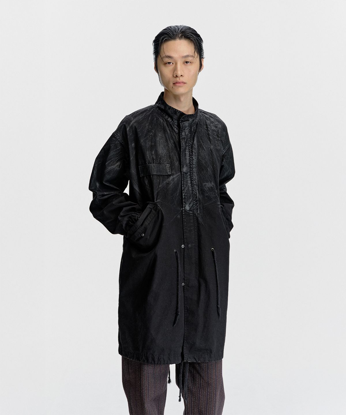 서피스에디션(SURFACE EDITION) WAXED M-65 FISHTAIL PARKA BLACK