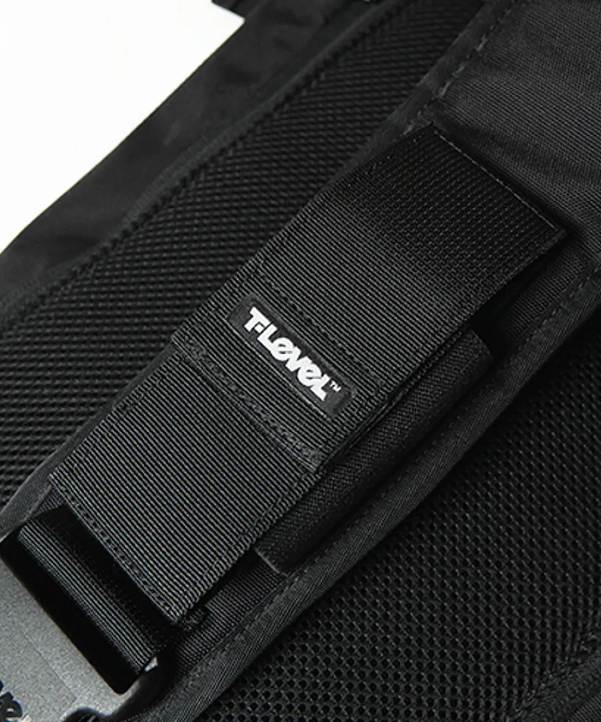 티레벨(T-LEVEL) Juven Roll Top Messenger Bag Black