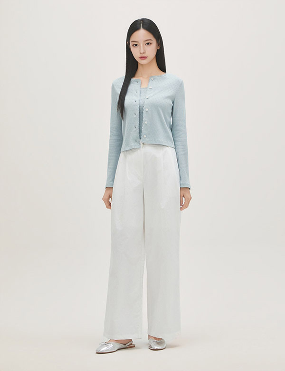 로엠(ROEM) 벨티드 코튼 와이드팬츠 RMTWG24R14