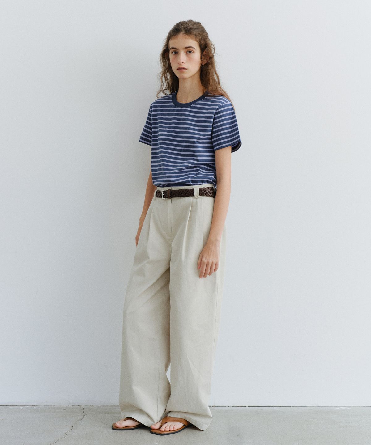 유라고(URAGO) Stripe half t-shirt