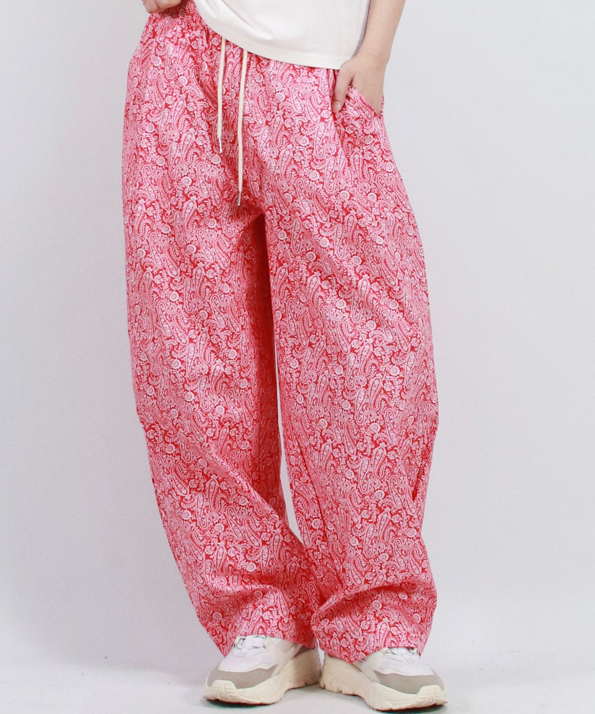 드마크(DEMARC) Paisley side one tuck curved wide pants  Red