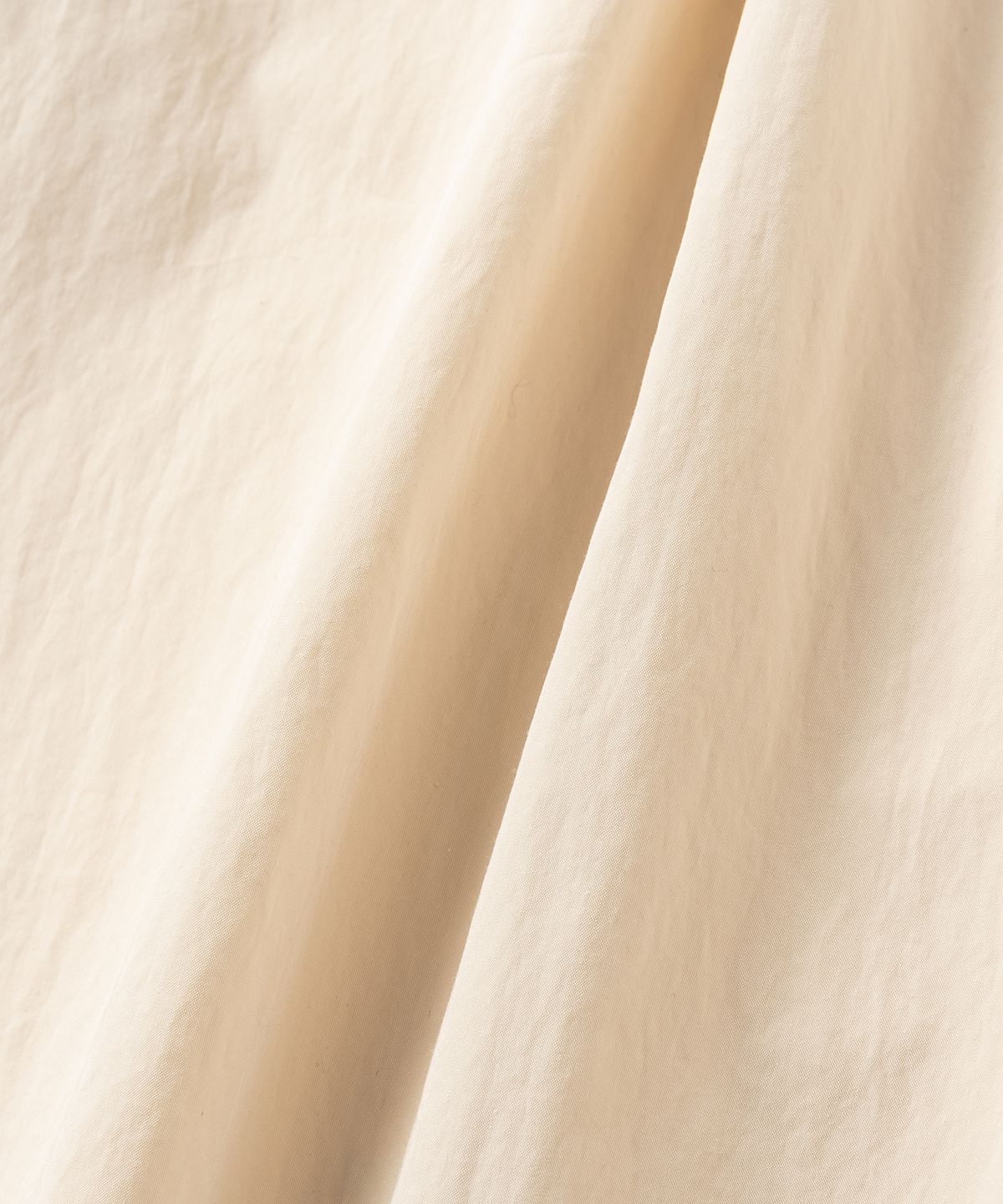 넌블랭크(NONBLANK) 소프트 크런치 CN 크롭 LS 셔츠_PALE YELLOW