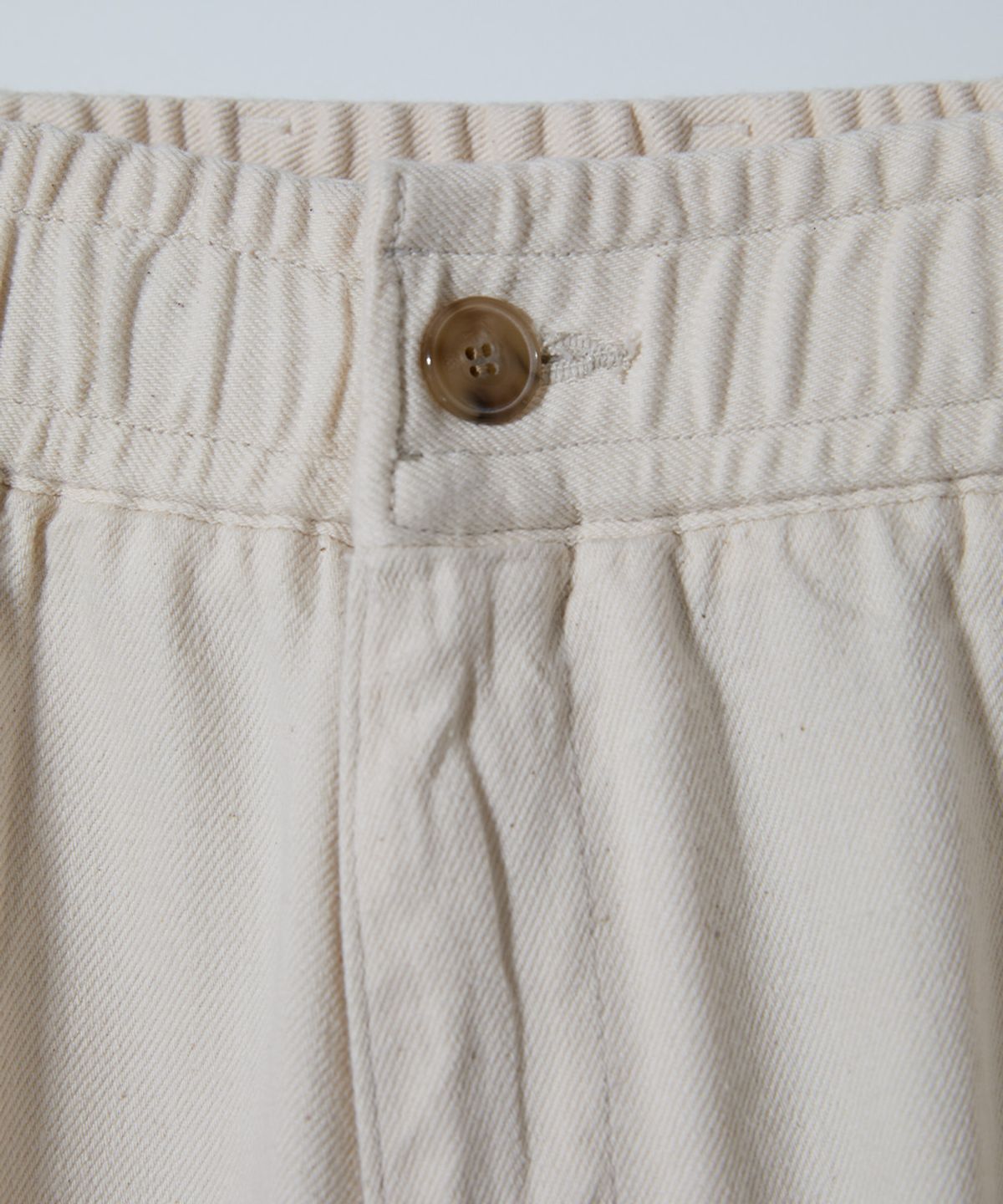 홀리선(HORLISUN) Cove Drape Loose Denim Pants Ecru