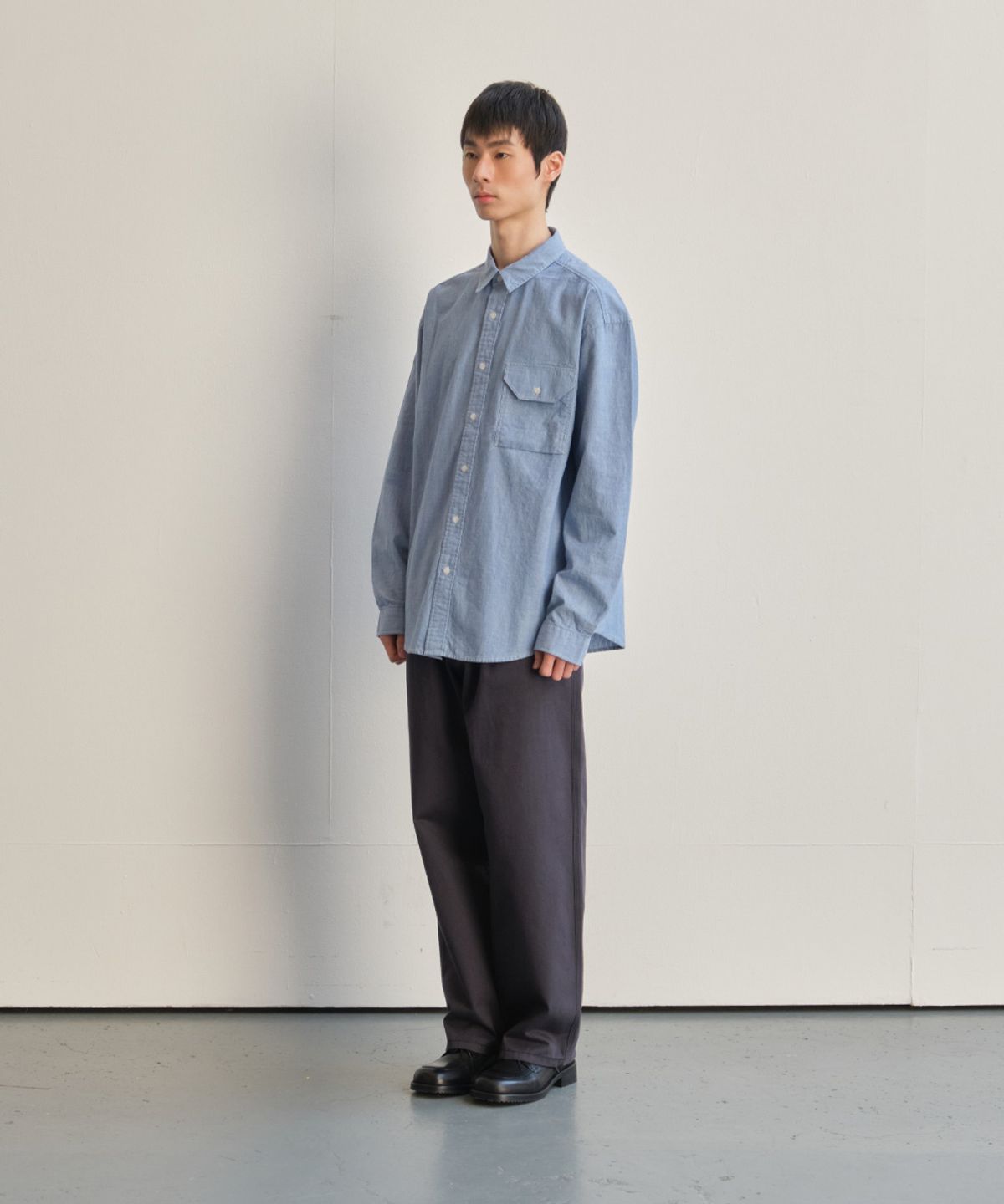 홀리선(HORLISUN) Banff Loose Tapered Chino Pants Navy