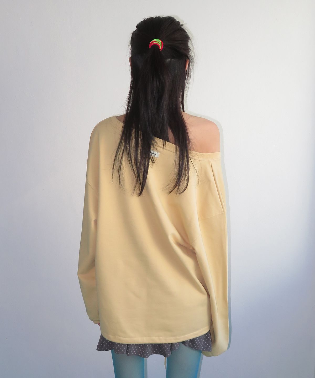 펀프롬펀(FUNFROMFUN) Deep V-Neck Tee, Mustard