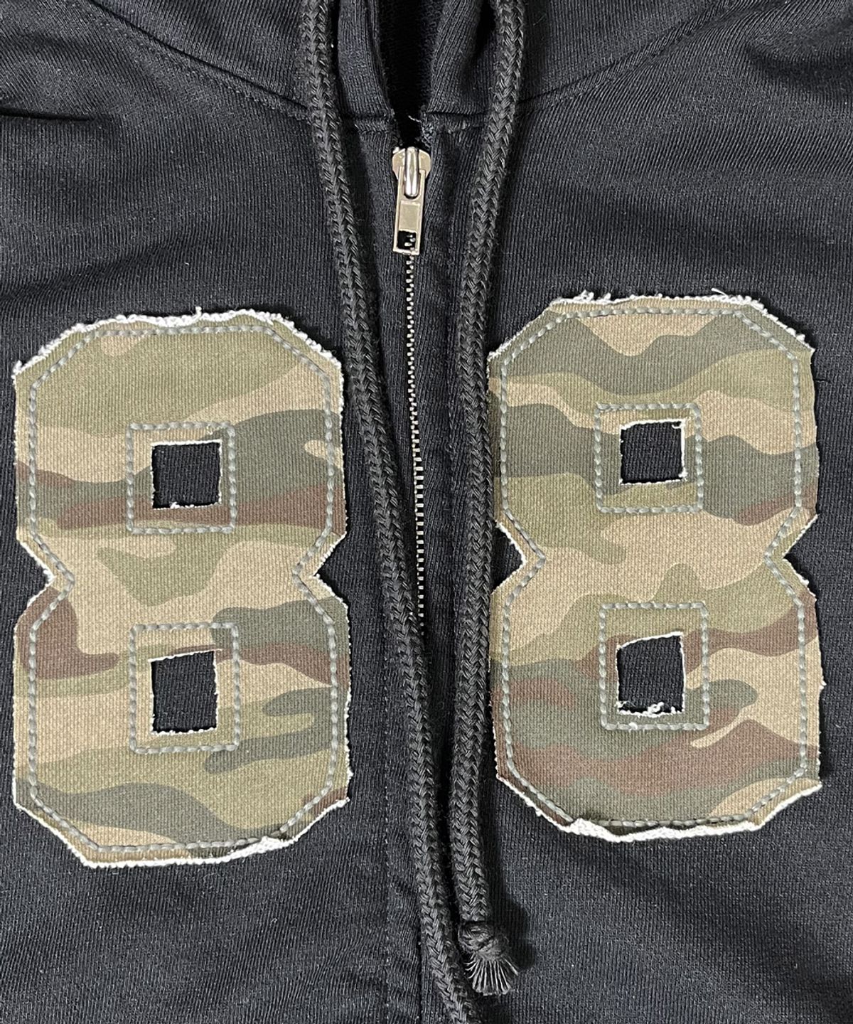 스케이터락(SK8ER ROCK) Camouflage 88 Damage Sweat Hood Zip-up ((Black))