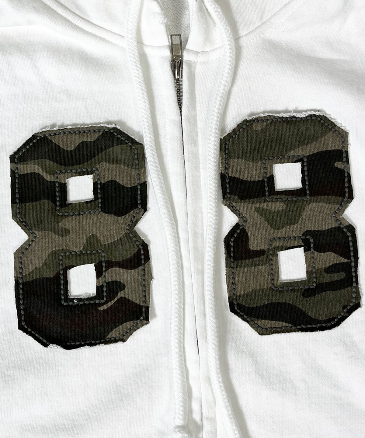 스케이터락(SK8ER ROCK) Camouflage 88 Damage Sweat Hood Zip-up ((Ivory))