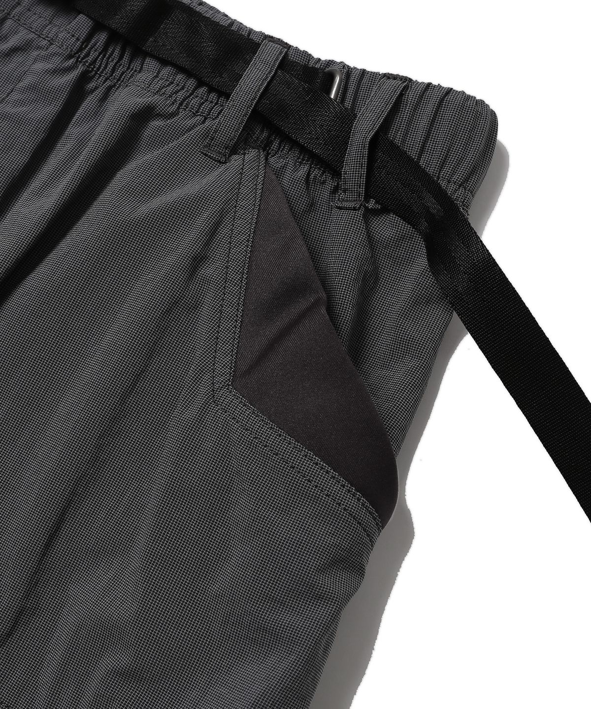 휴머러스 어카운트(HUMOROUS ACCOUNT) FIELD CARGO SHORTS / CHARCOAL GRID