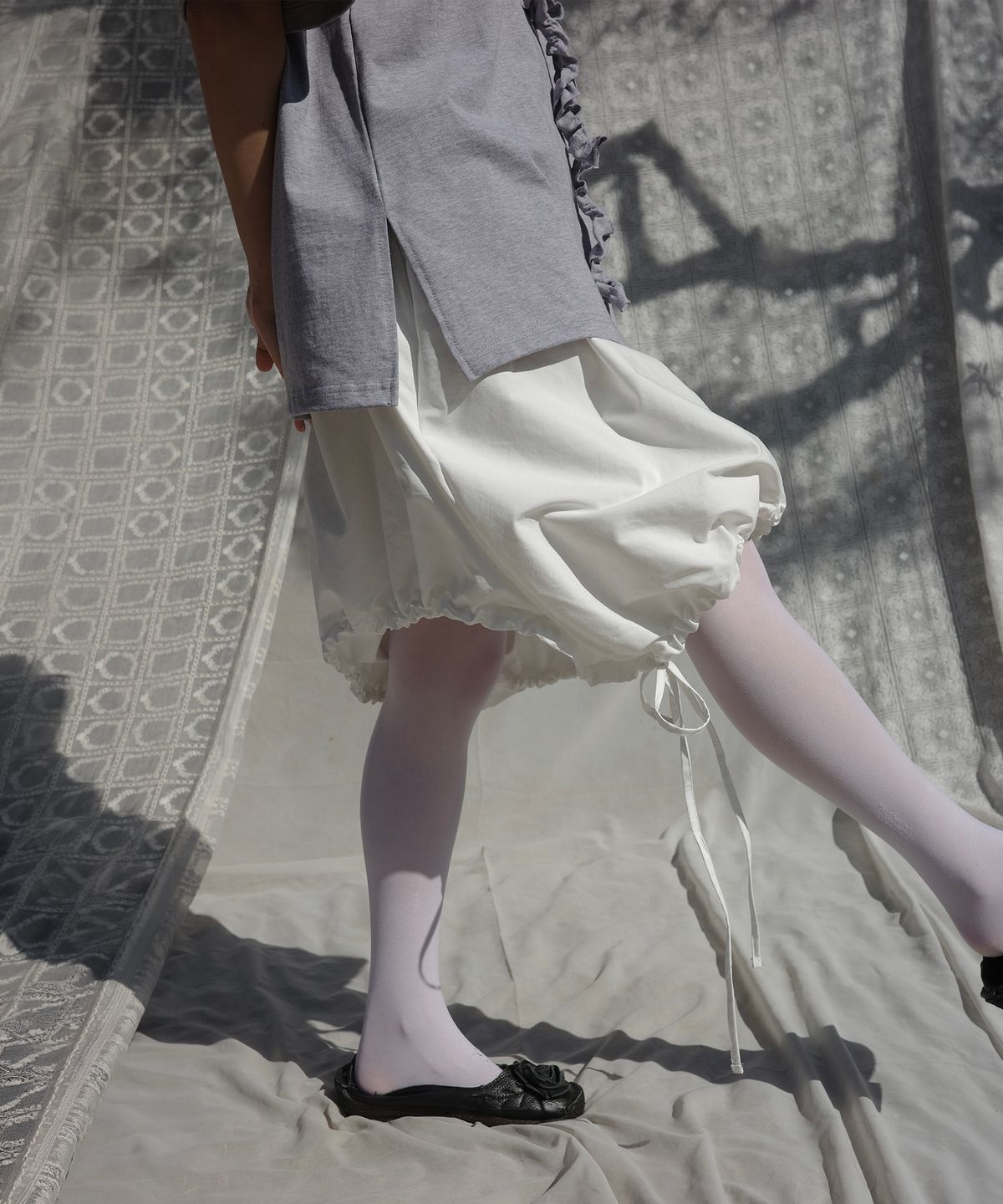 이서이(ESEOE) petal volume skirt White