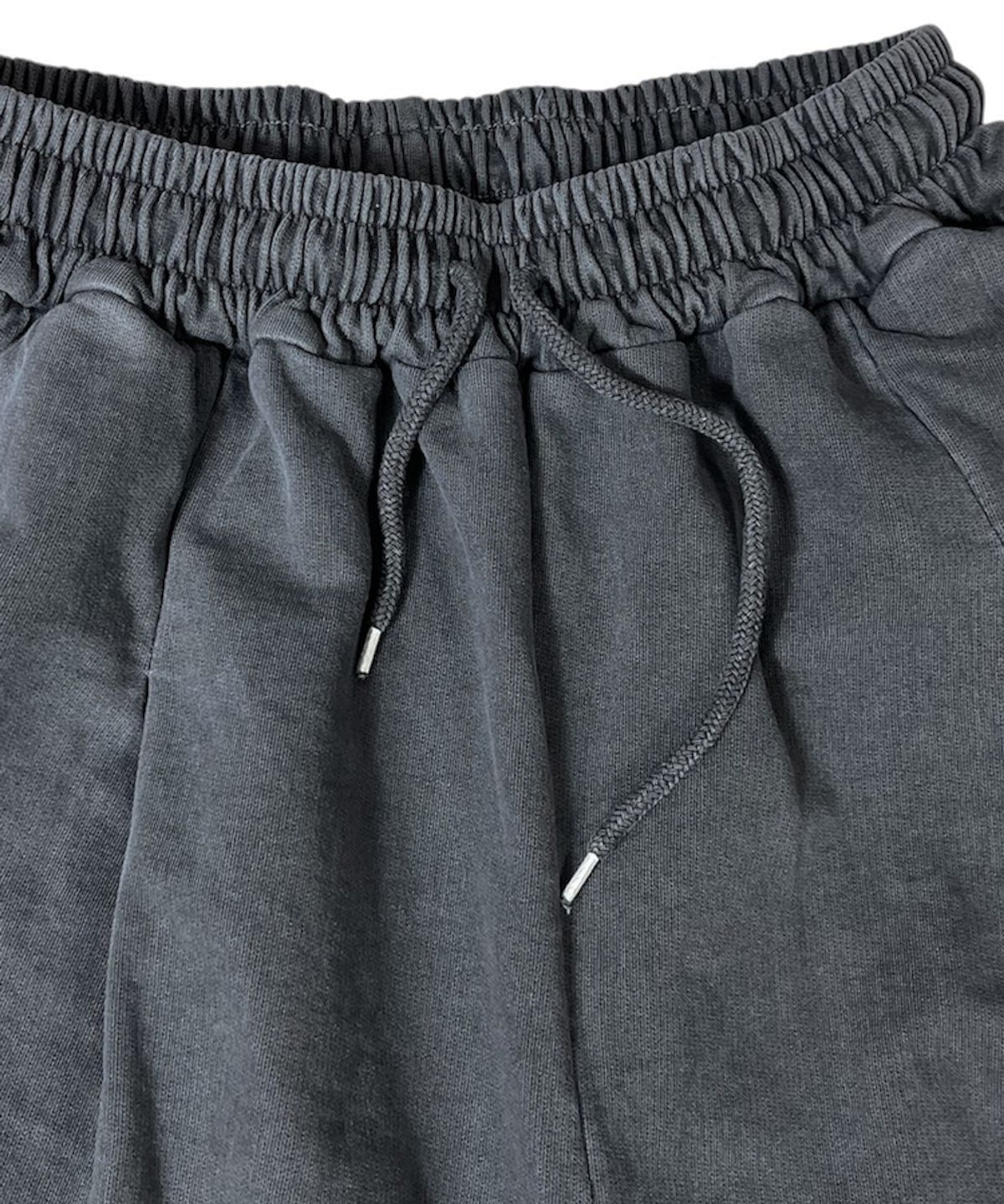 스케이터락(SK8ER ROCK) Rough Cross Pigment Bermuda Shorts ((charcoal))