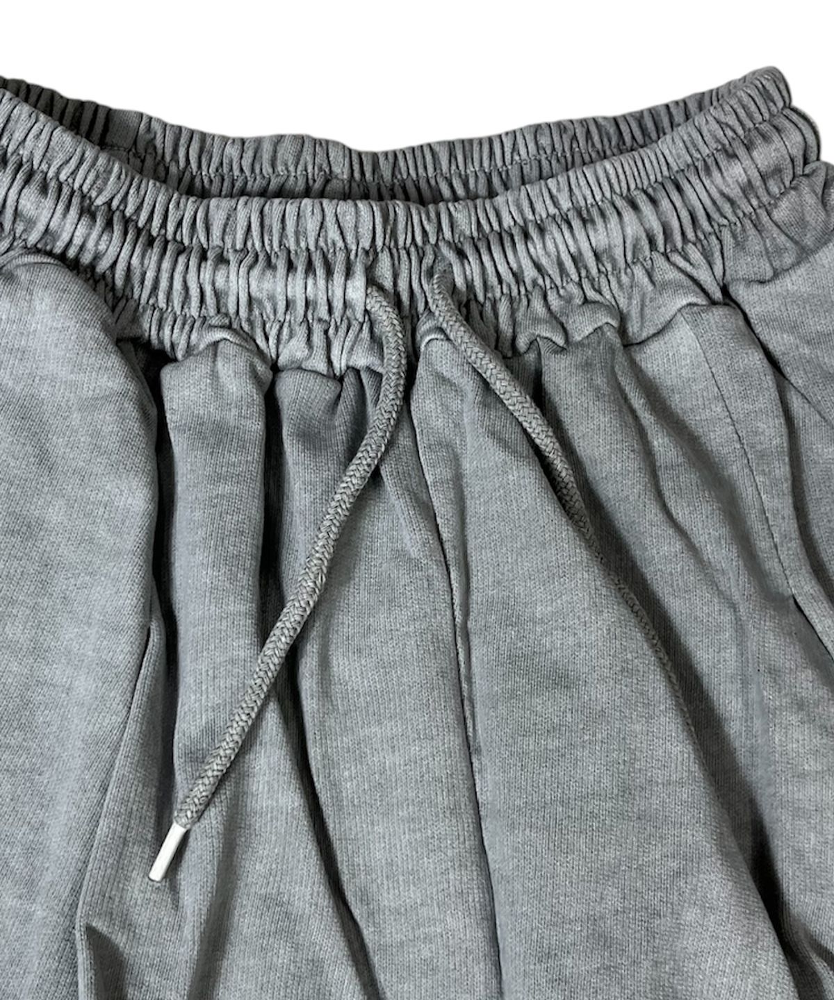 스케이터락(SK8ER ROCK) Rough Cross Pigment Bermuda Shorts ((gray))
